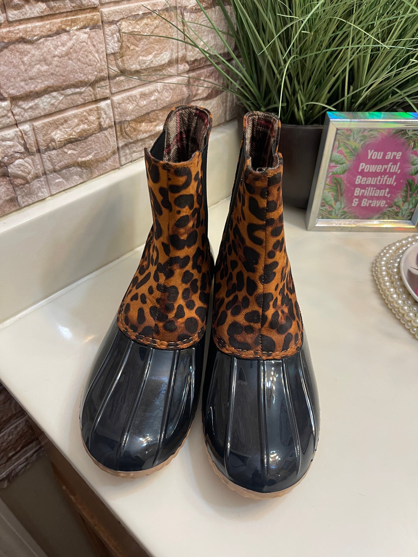 ZBY Brown Print Rainboots Women sz 9.5