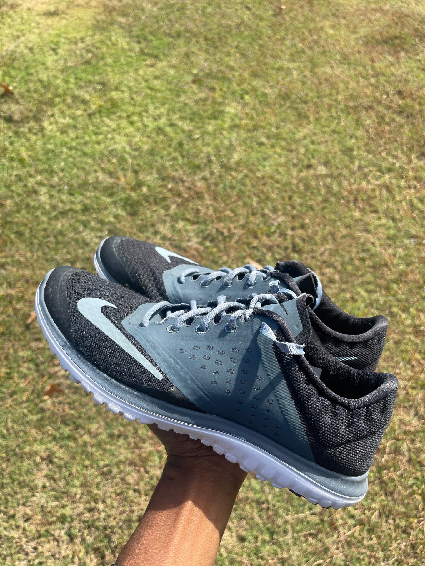 Nike gray black women sz 8.5