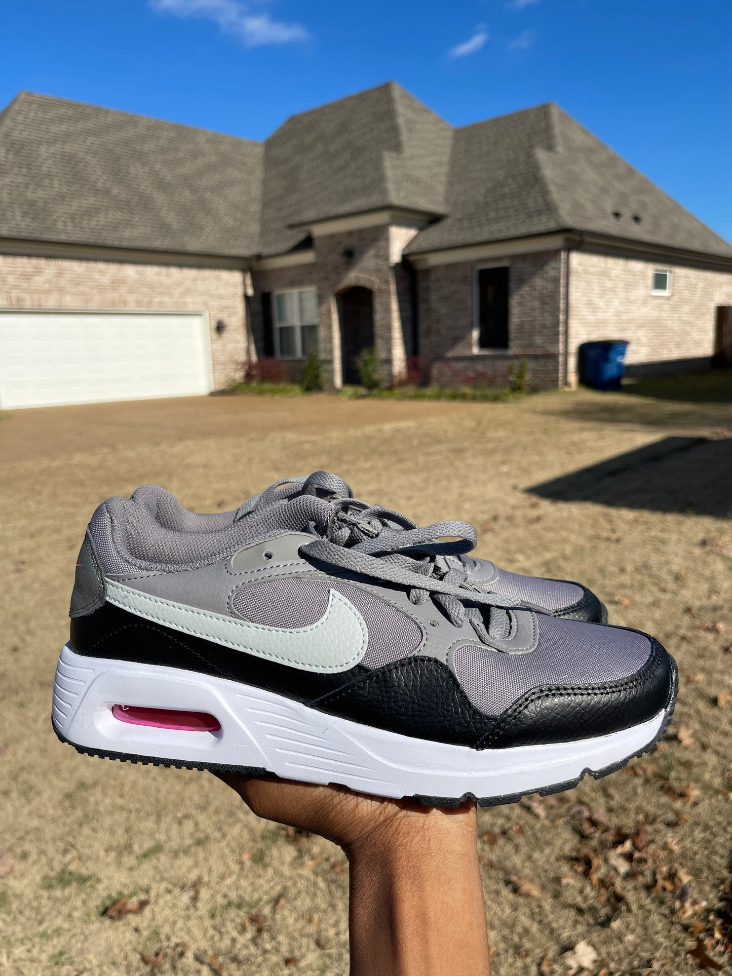 NEW Nike Air gray white pink women sz 9