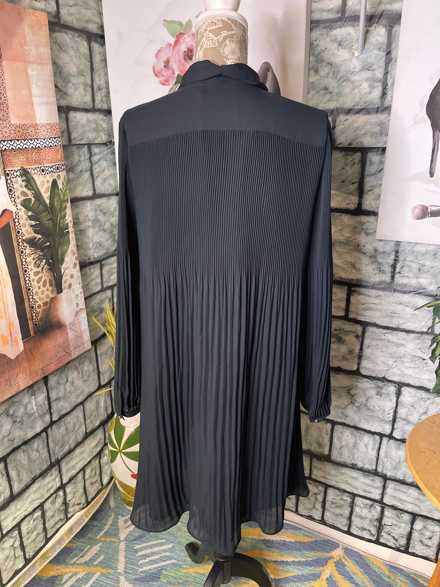 LOFT Black Dress Women sz Large