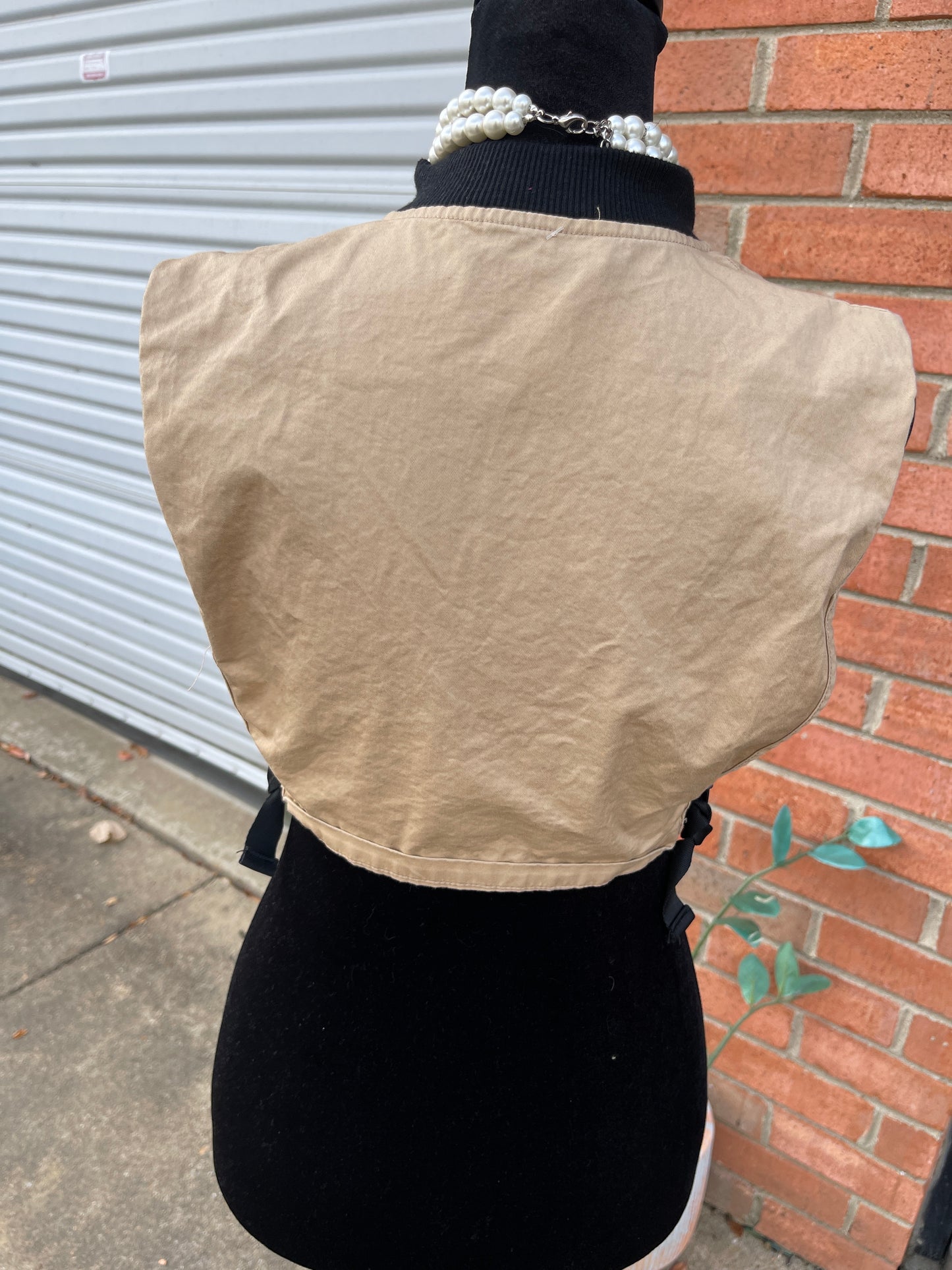 Tan Black Buckle Top Women sz XS