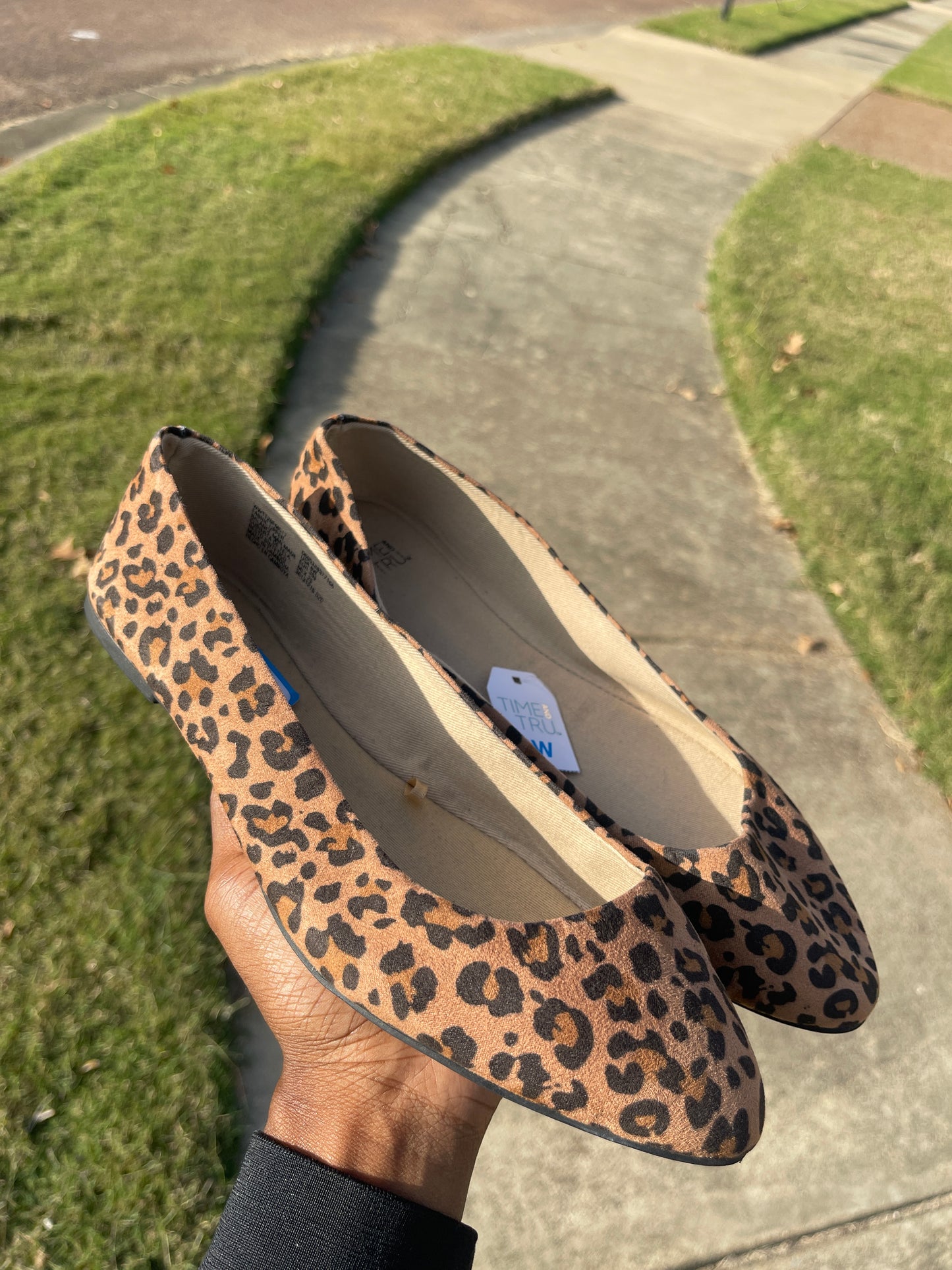 NEW time & tru brown animal print flats women sz 8