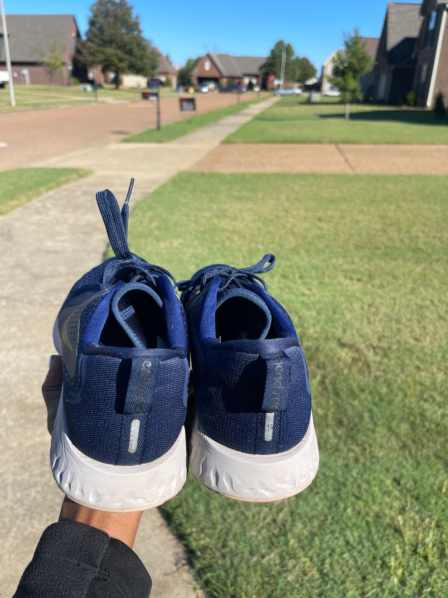 Nike Blue Men sz 12
