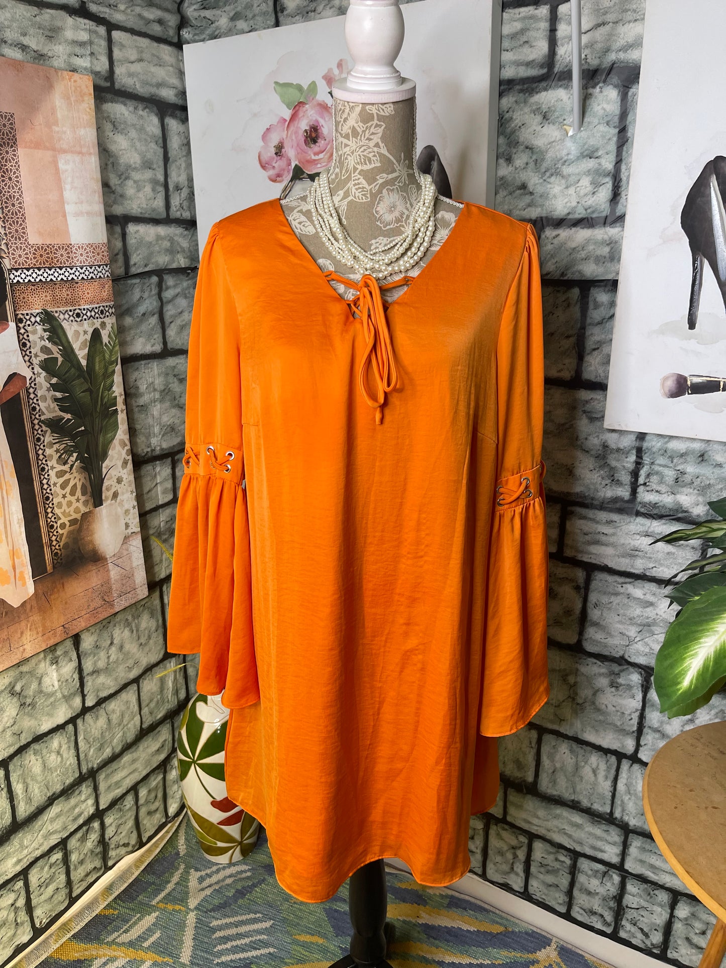 Venus Orange Dress Women sz Medium