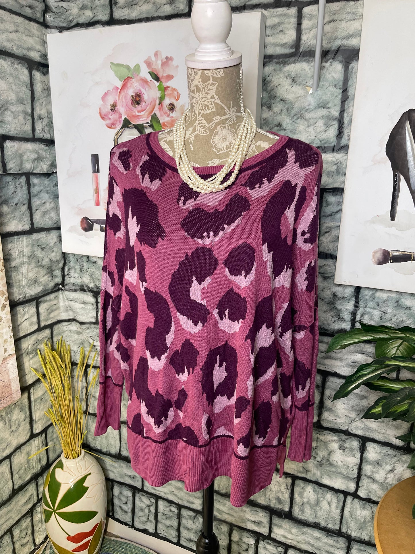 Wonderly Purple Pink Sweater women sz Medium