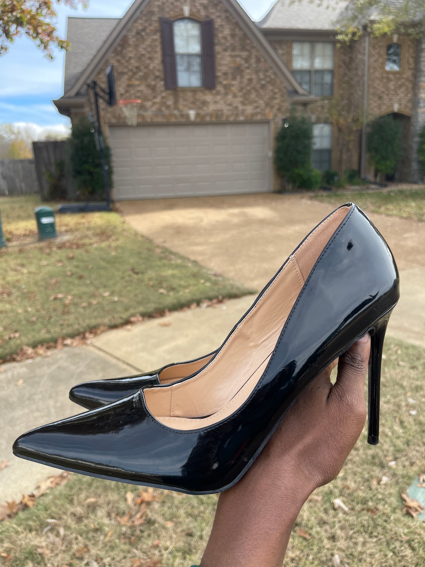 Carcuume black heels women sz 11