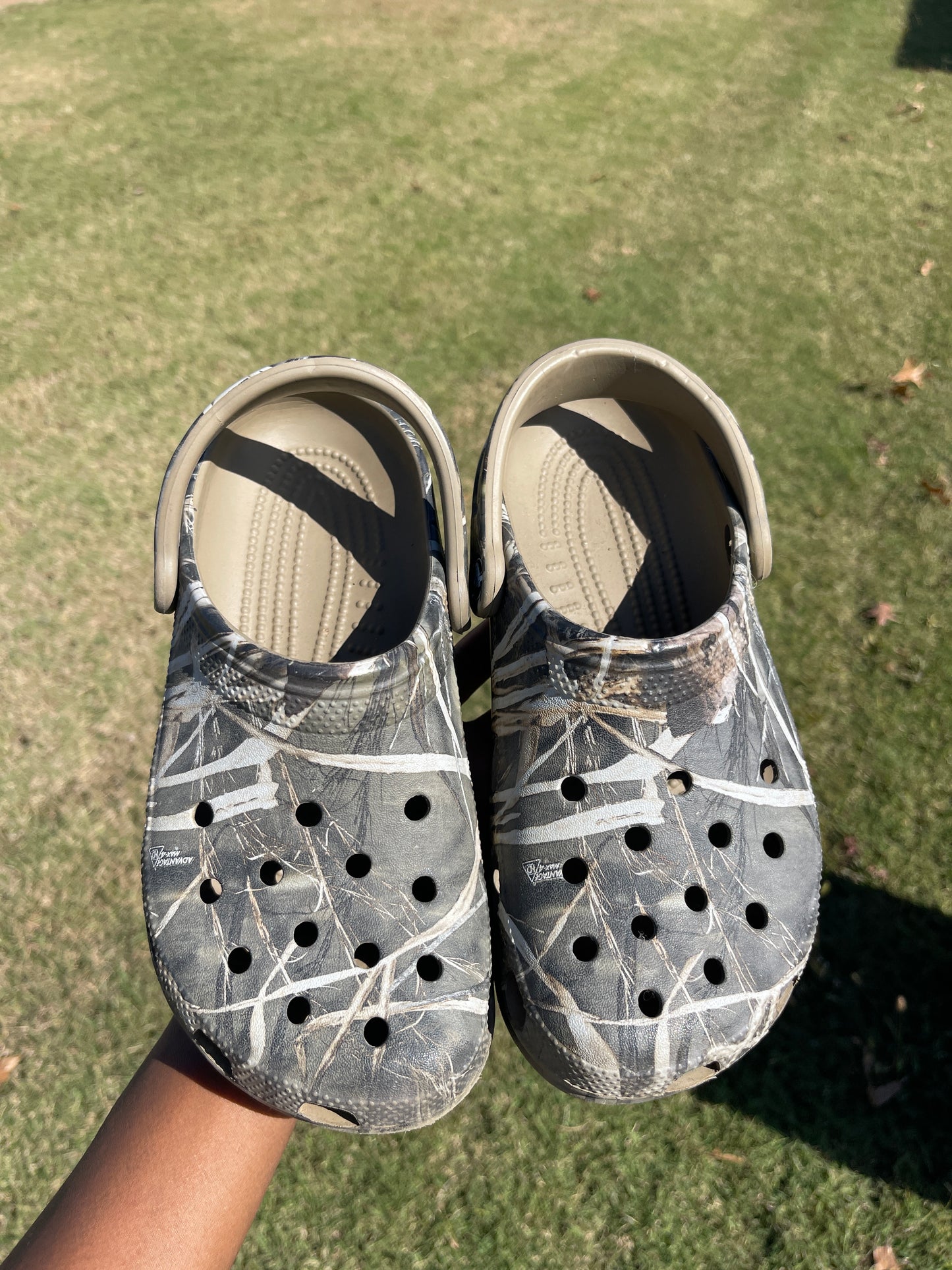 Crocs Camp Green Men sz 5 Women sz 7
