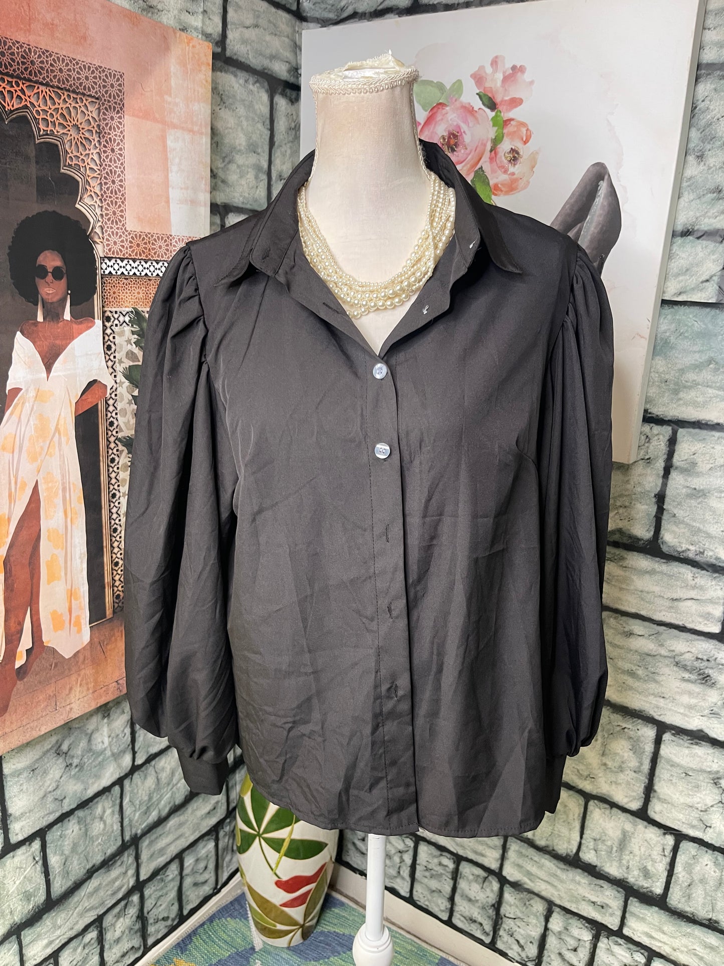 Metamorphosis Girl Black Button Blouse Women sz Medium