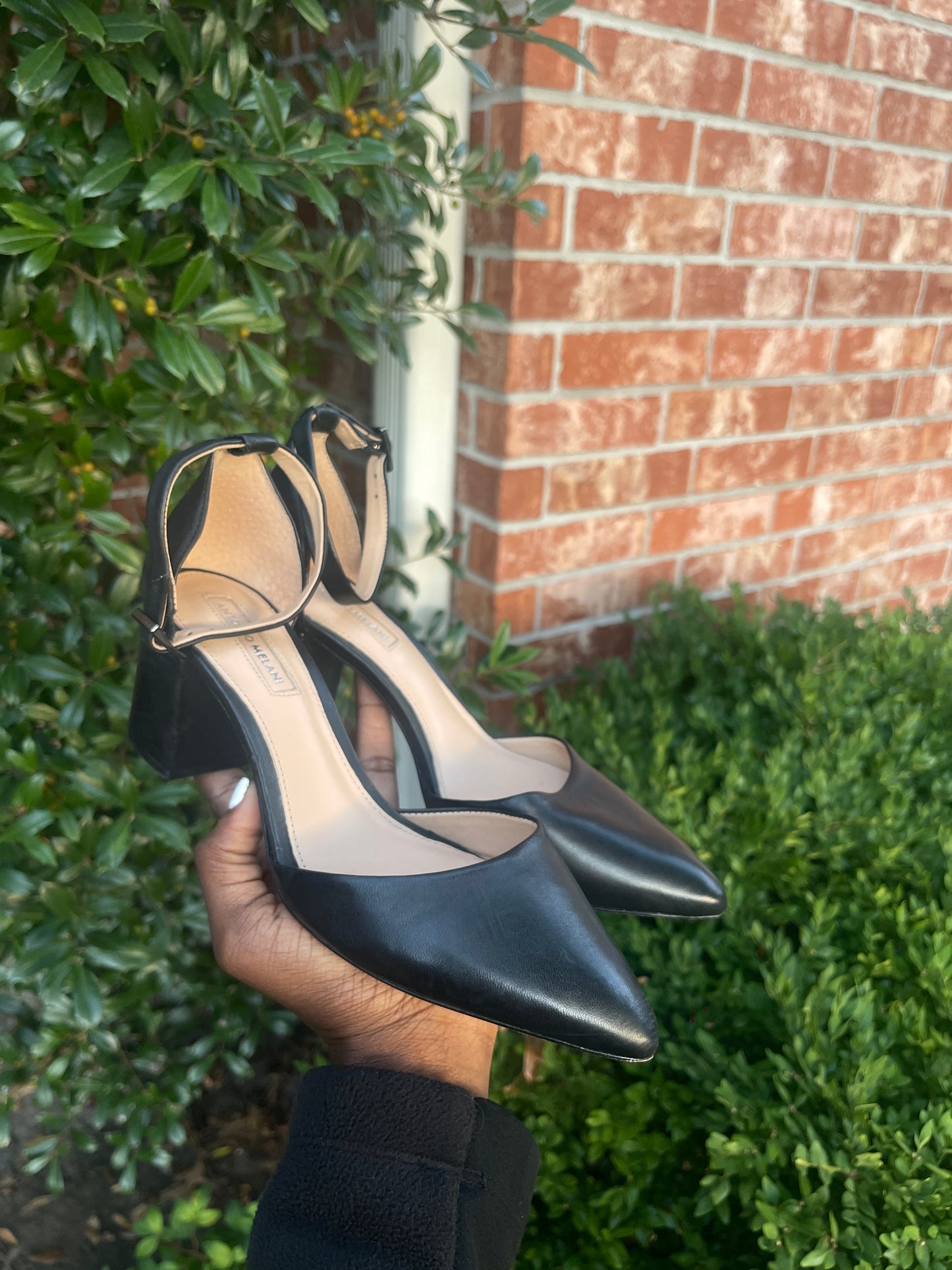 Antonio Melani black heels women sz 6