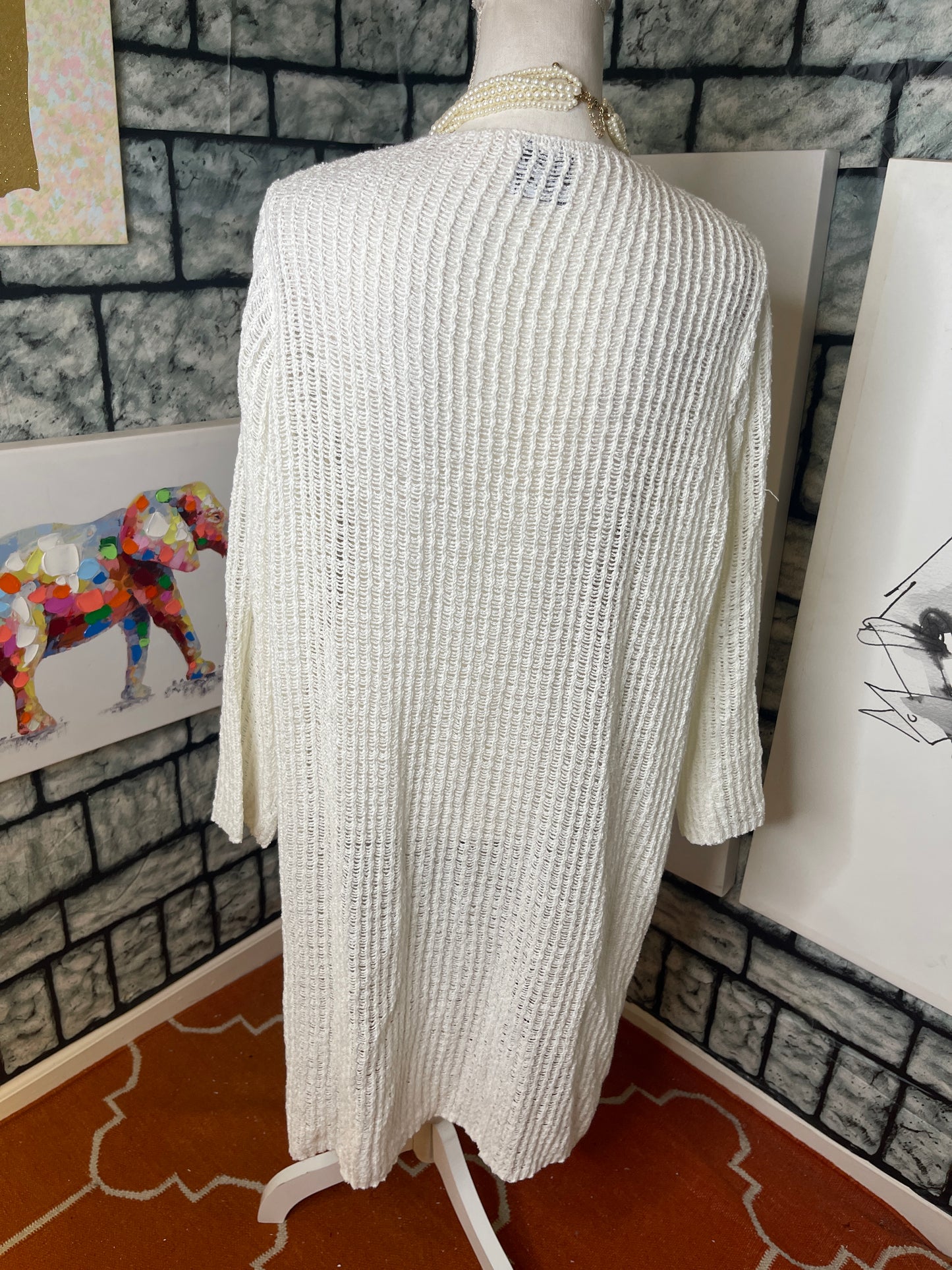 Becasa White Cover Women sz Medium