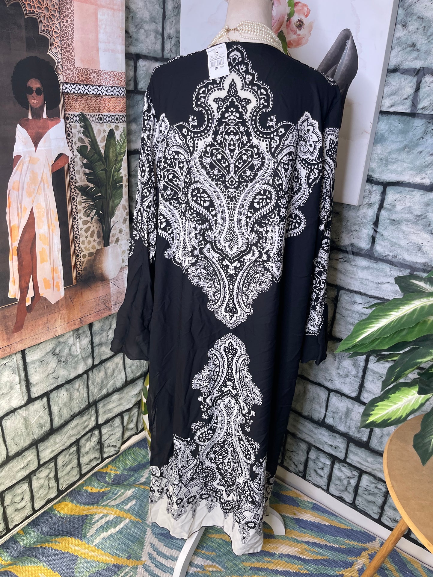 NEW Ashley Stewart Black White Print Cover / Duster Women sz 18/20