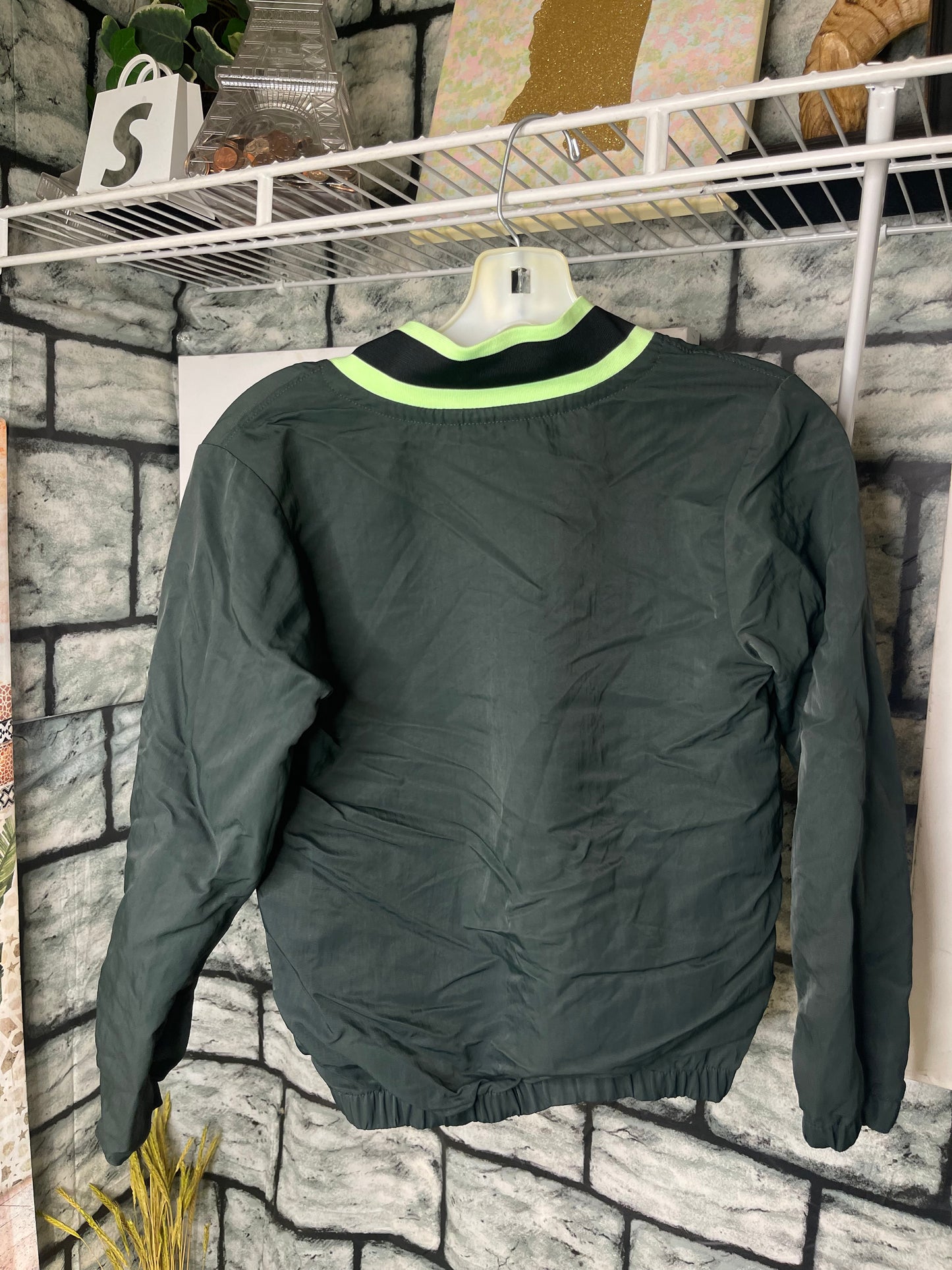 Nike Green Jacket Girls sz Medium