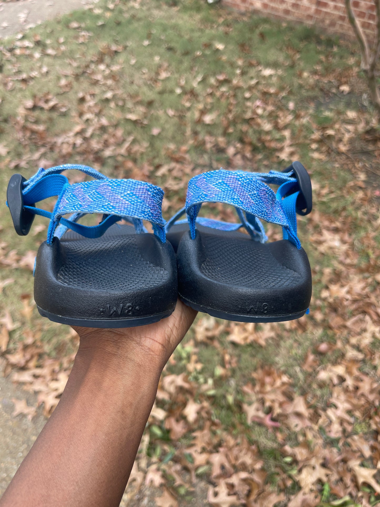 Chaco blue sandals women sz 8
