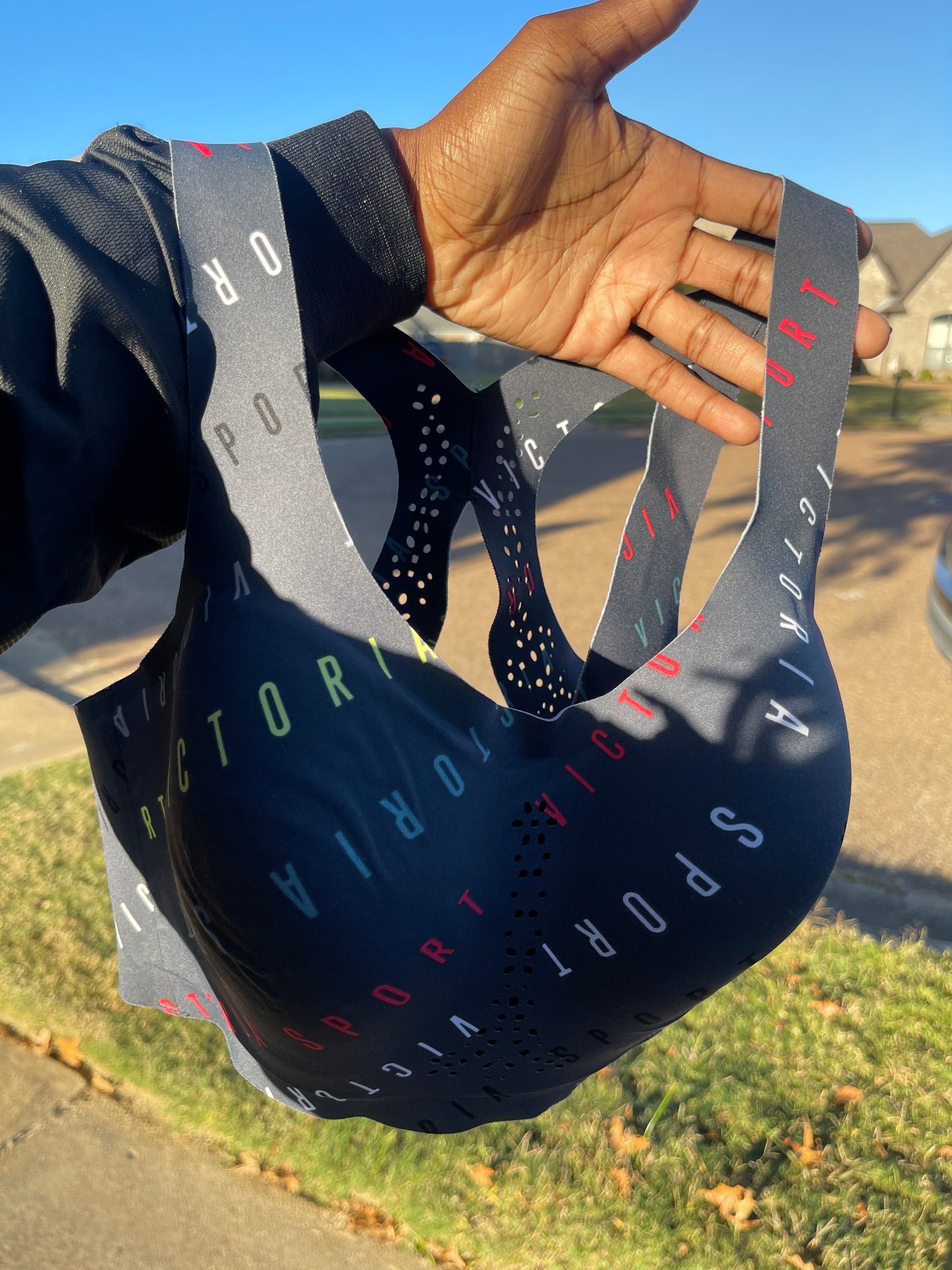 Victoria secret sports bra black colorful women sz 38C