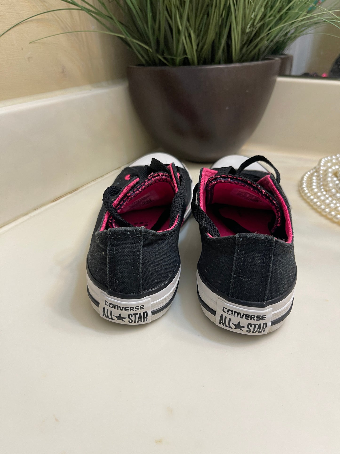 Converse black pink converse girls sz 2