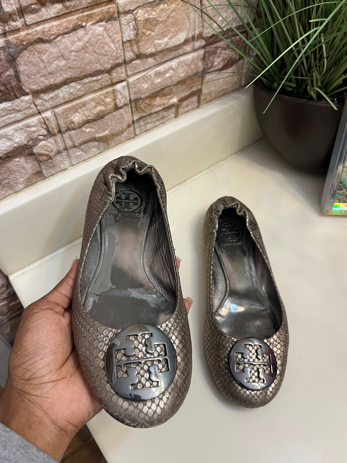 Tory Burch Flats Gray Women sz 7.5