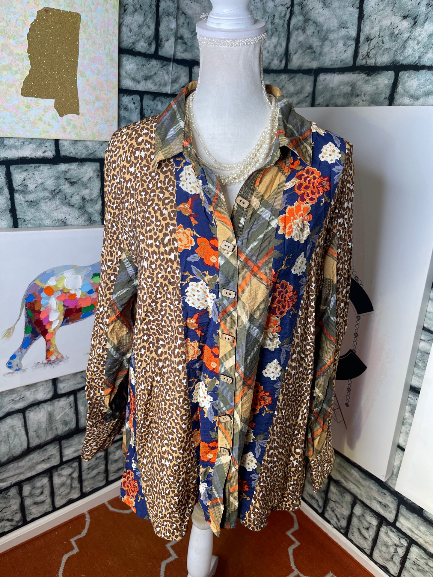 Multiples Tan Print Button Blouse Women sz XL