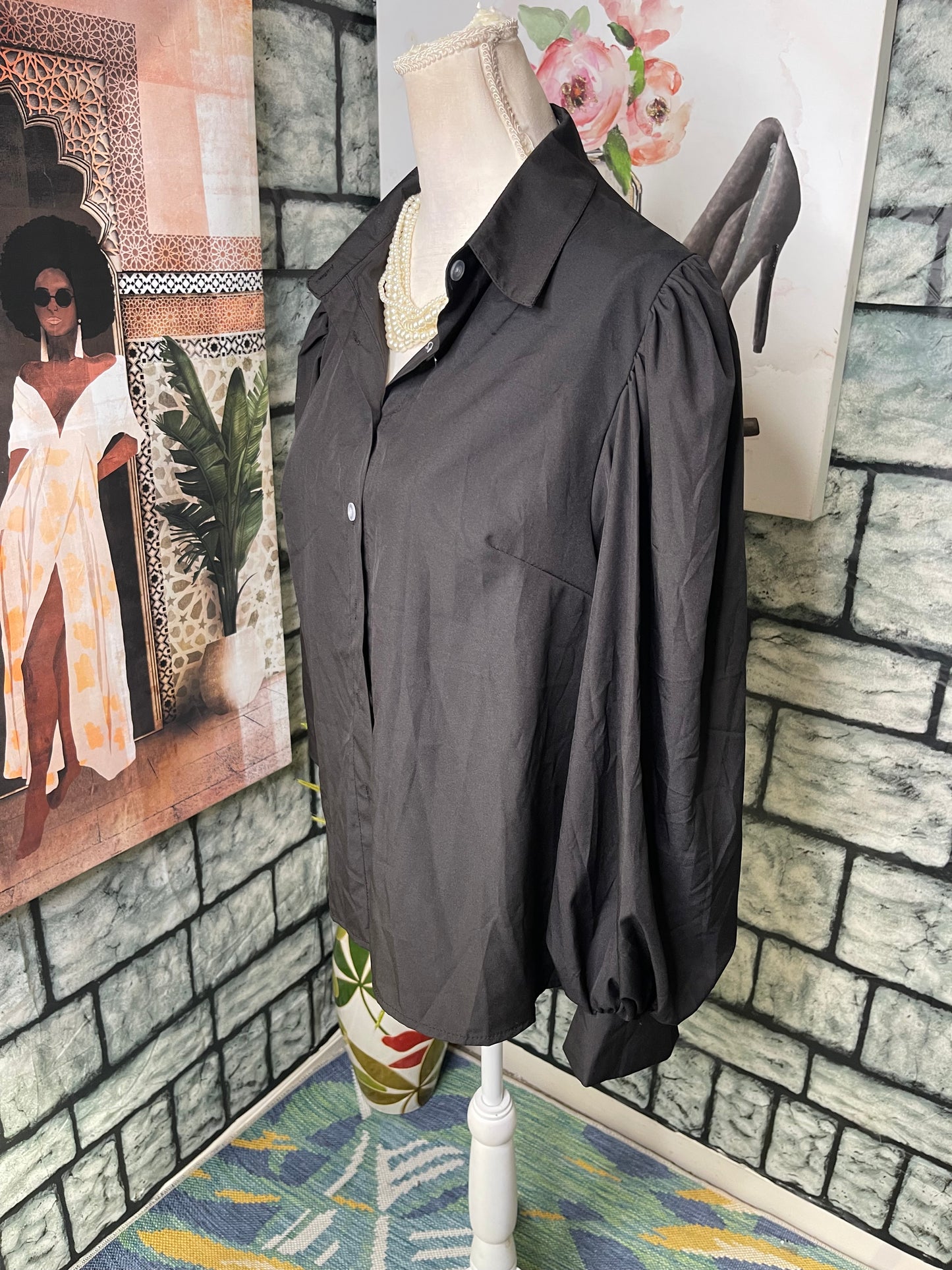 Metamorphosis Girl Black Button Blouse Women sz Medium