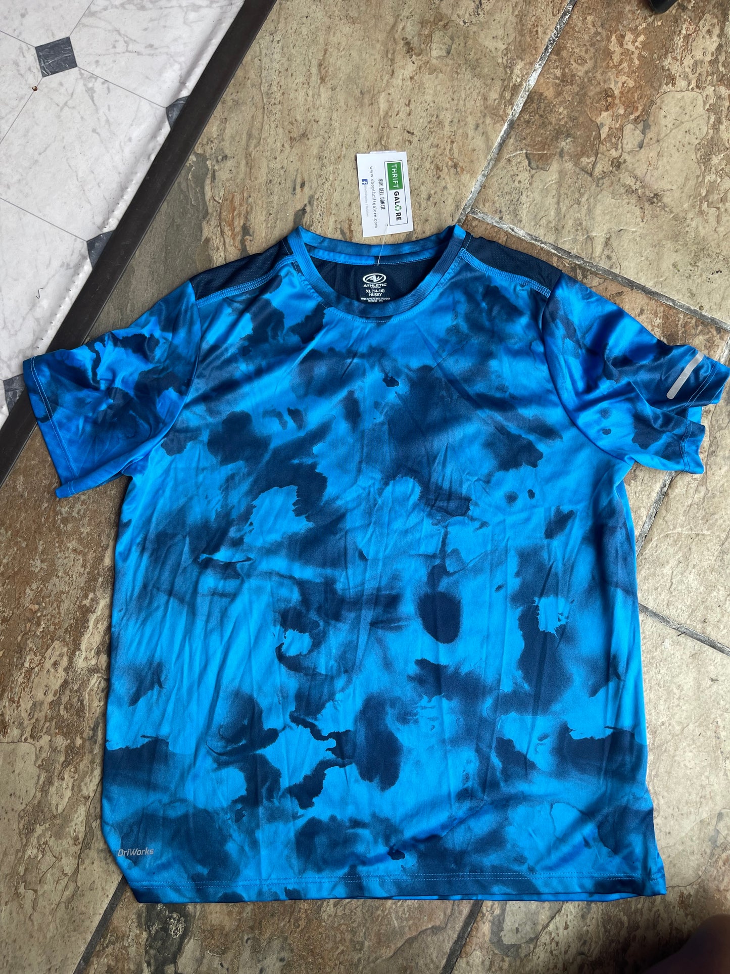 Athletic Works Blue Shirt Boys sz XL 14/16