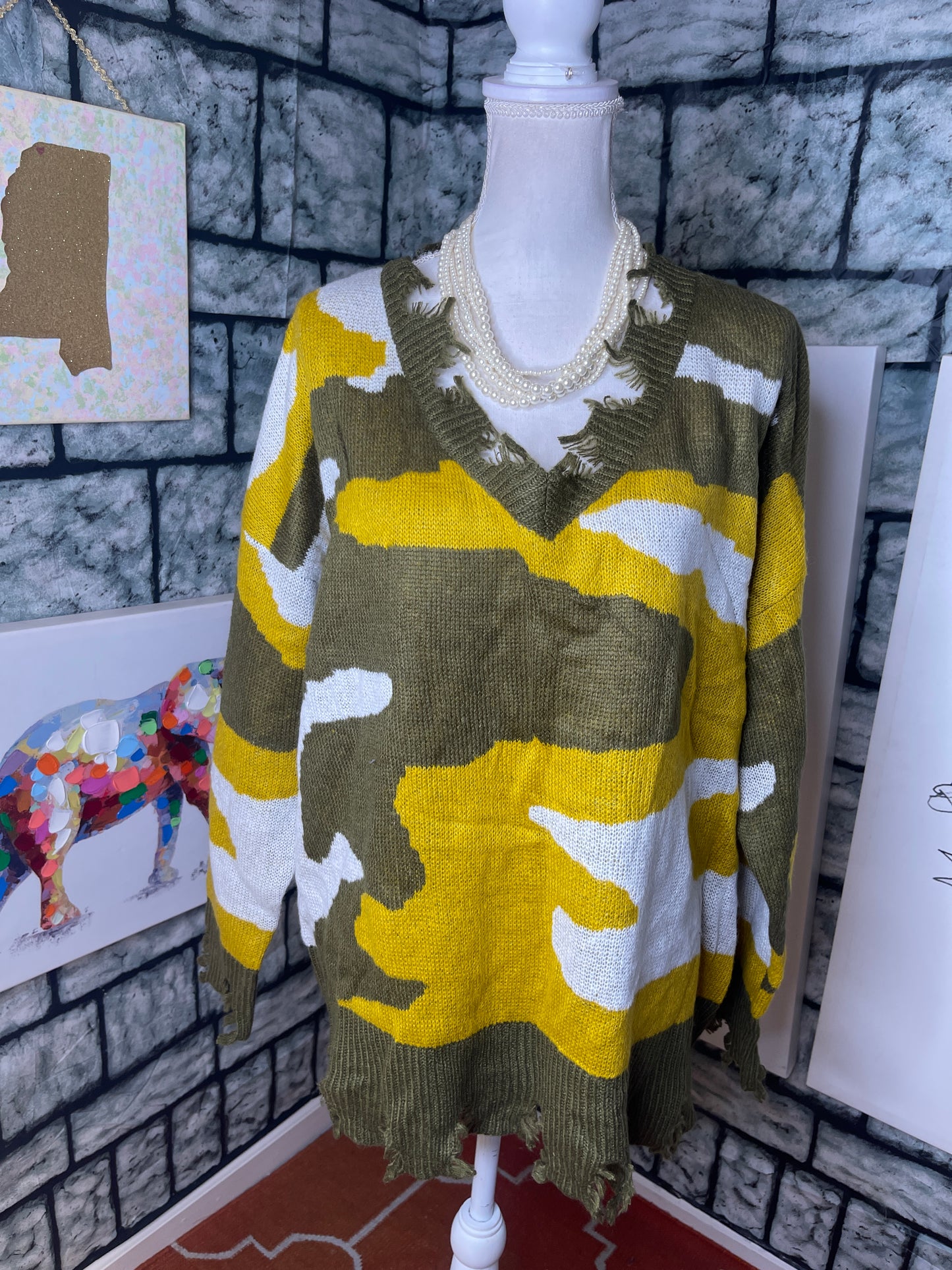 Trendy Threads Green Yellow and White Sweater Women Sz 2XL