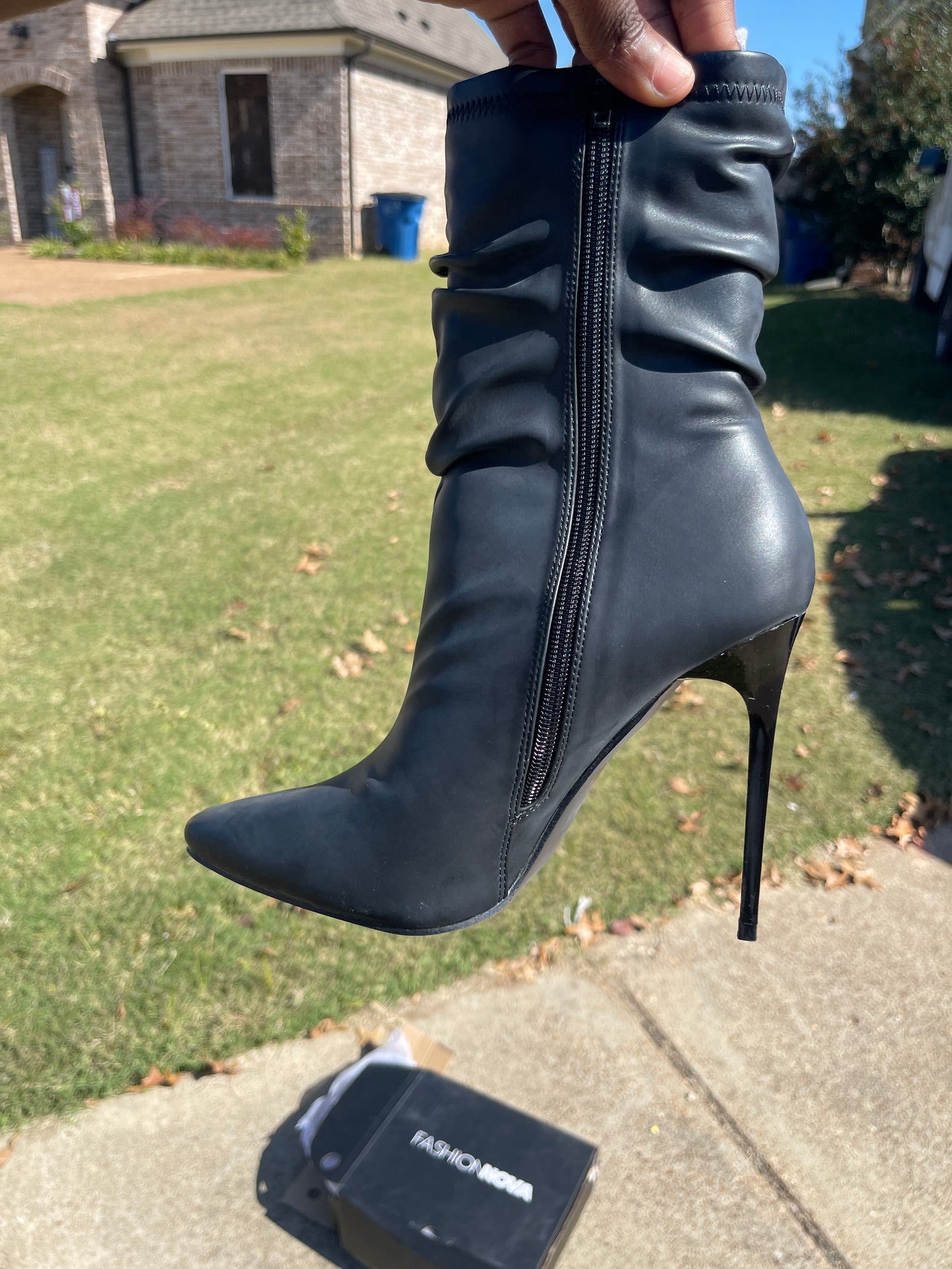NEW Fashion Nova black heels women sz 8.5
