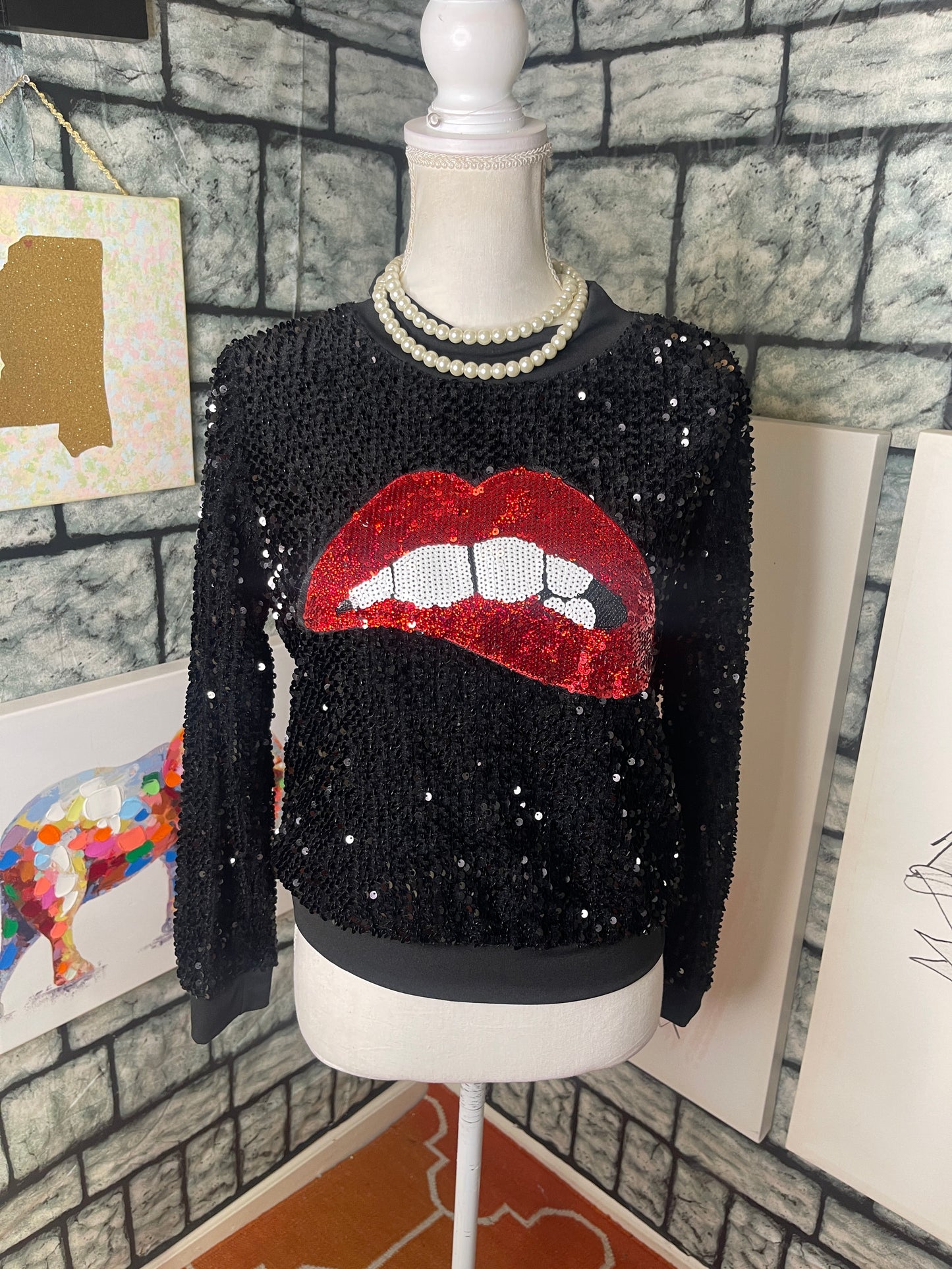 Black Sequin Lip Blouse Women sz Medium