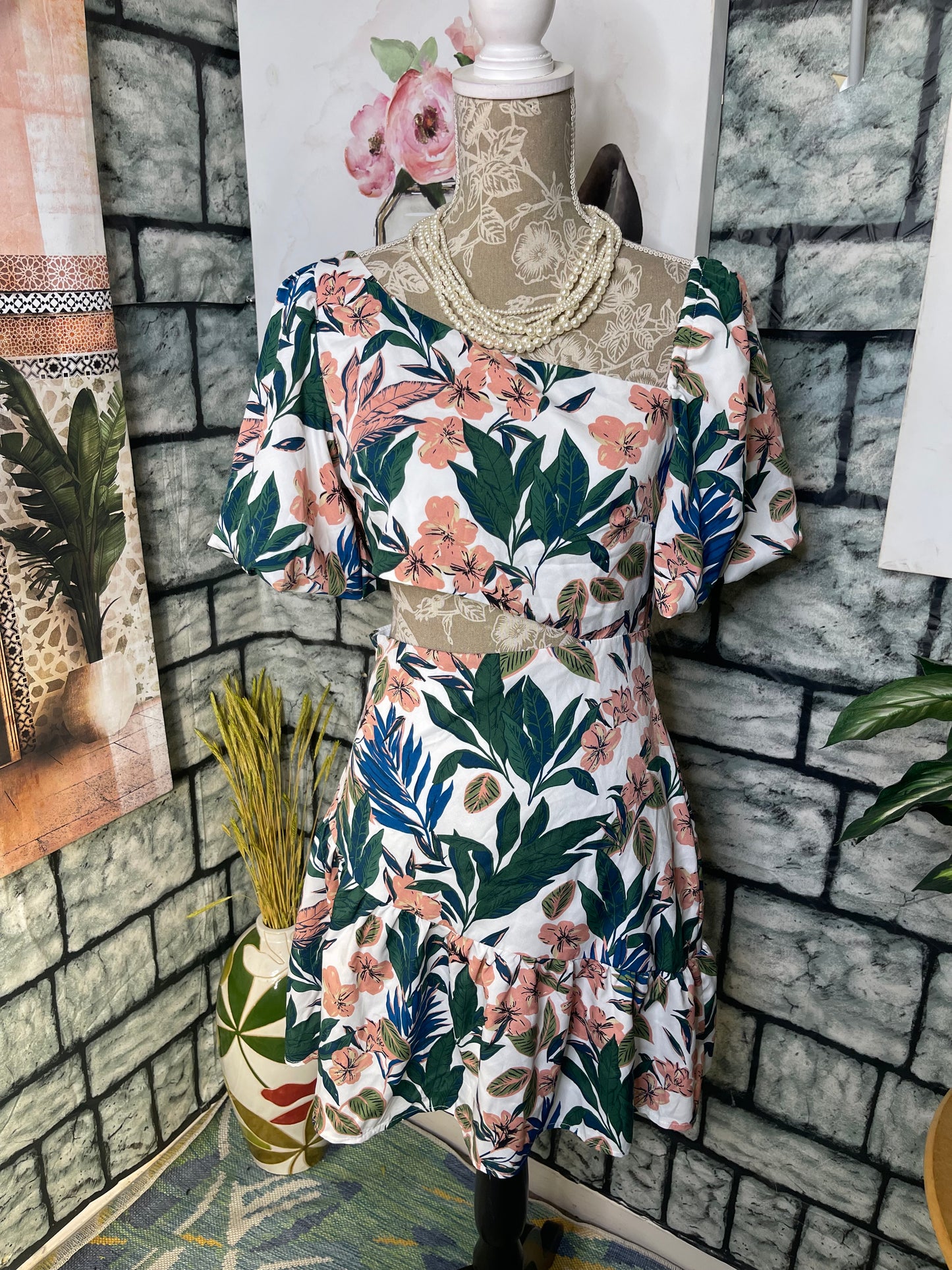 Pink Green Floral Dress Women sz Medium