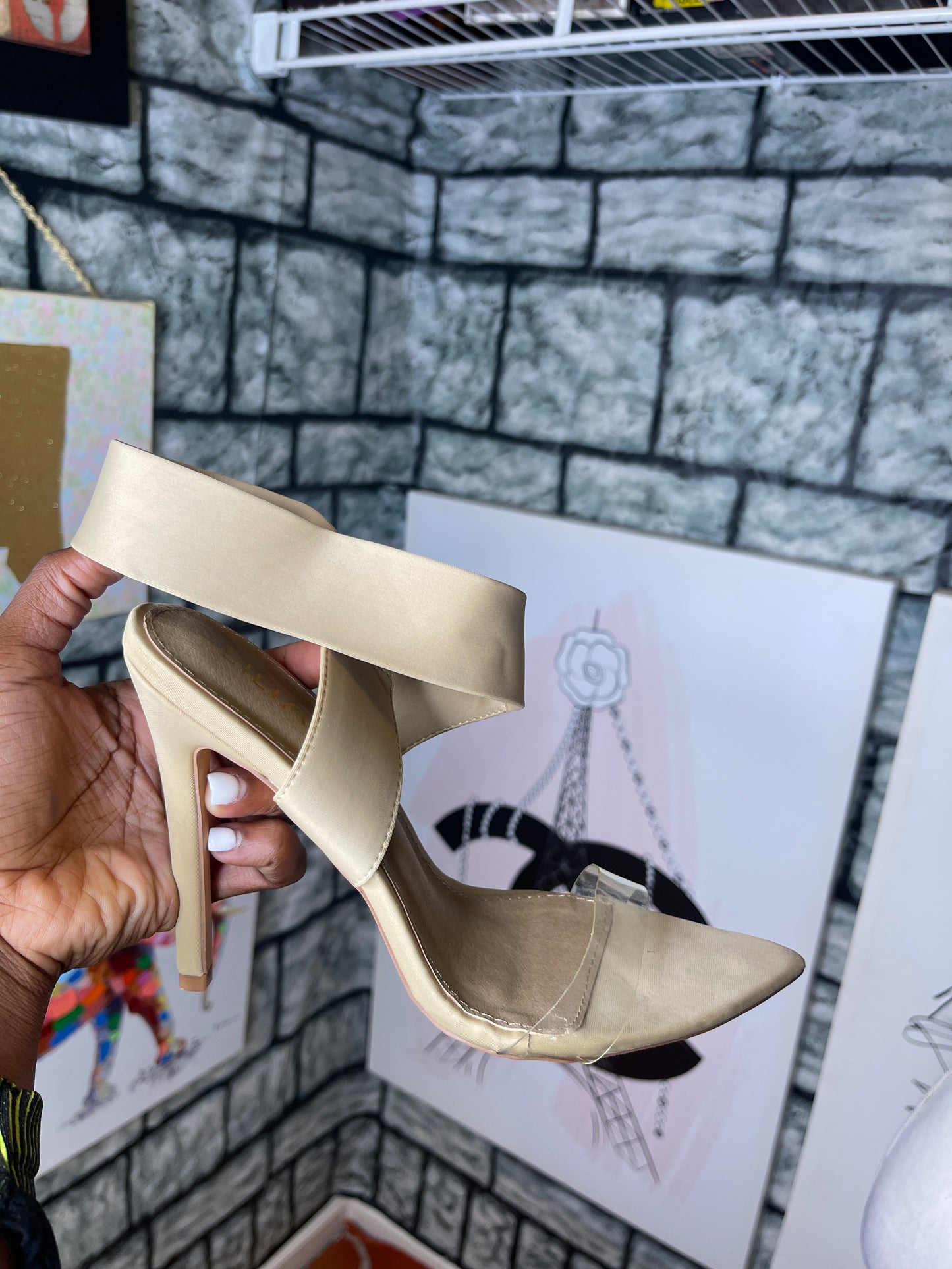 Liliana tan heels women sz 8