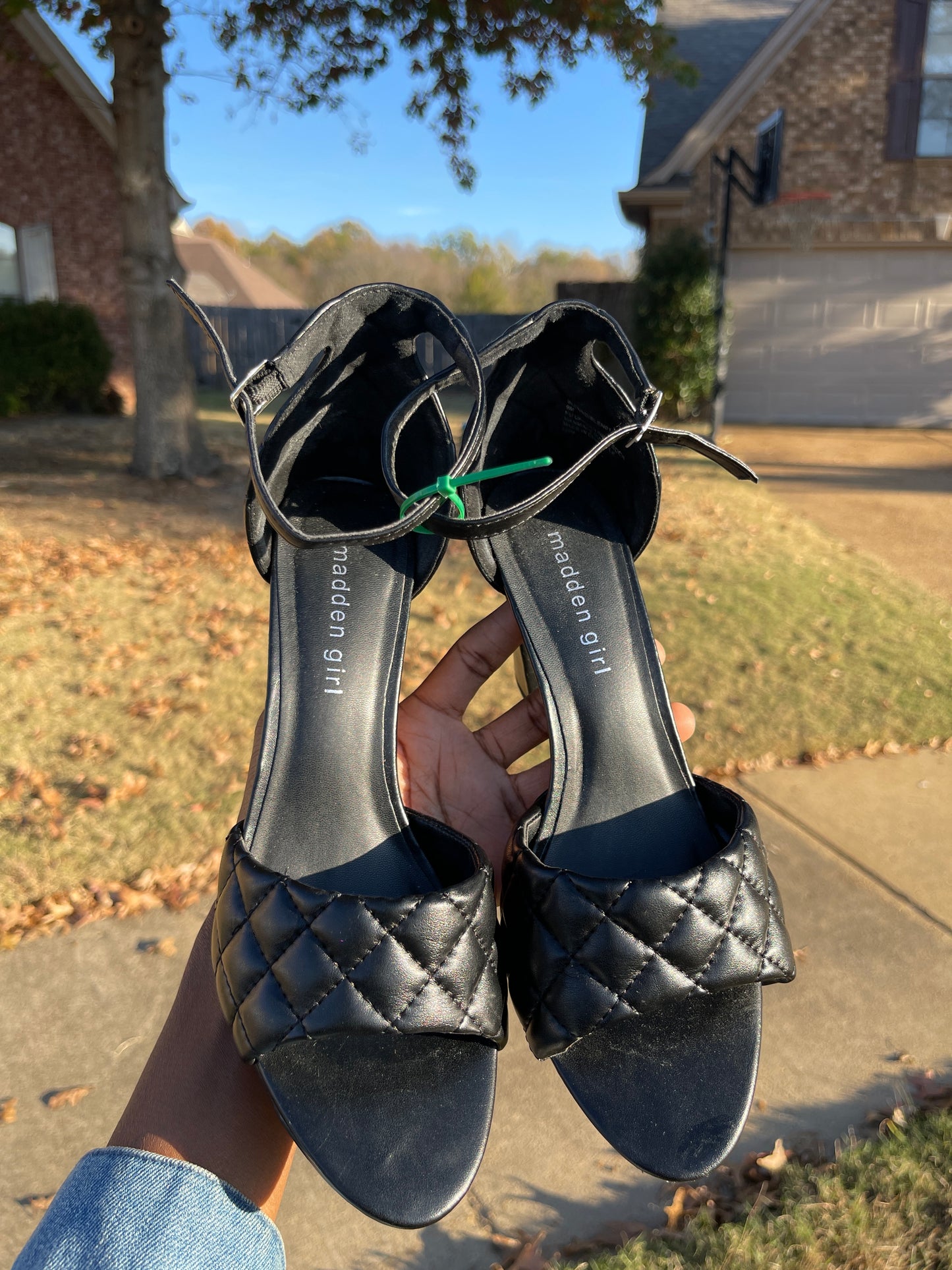 Madden girl black heels women sz 9