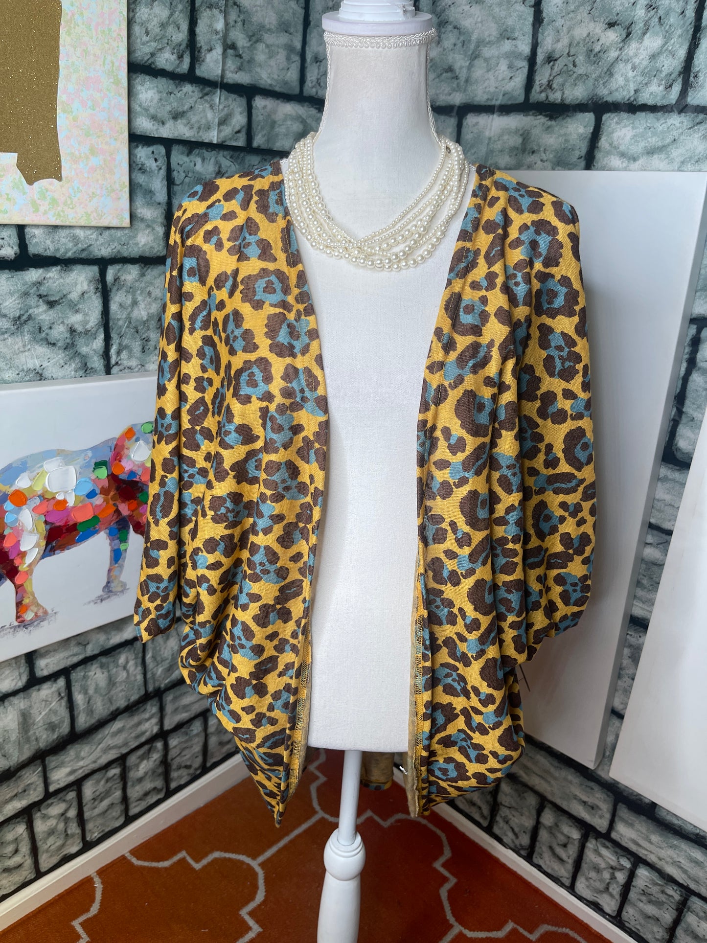 Umgee Yellow Tan Blue Animal Print Sweater Cover Women sz Small