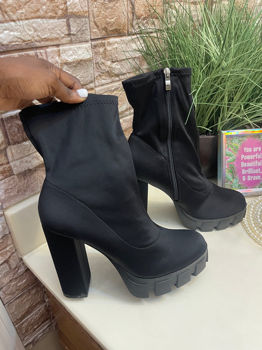 Fashion Nova Black Heels Women sz 10