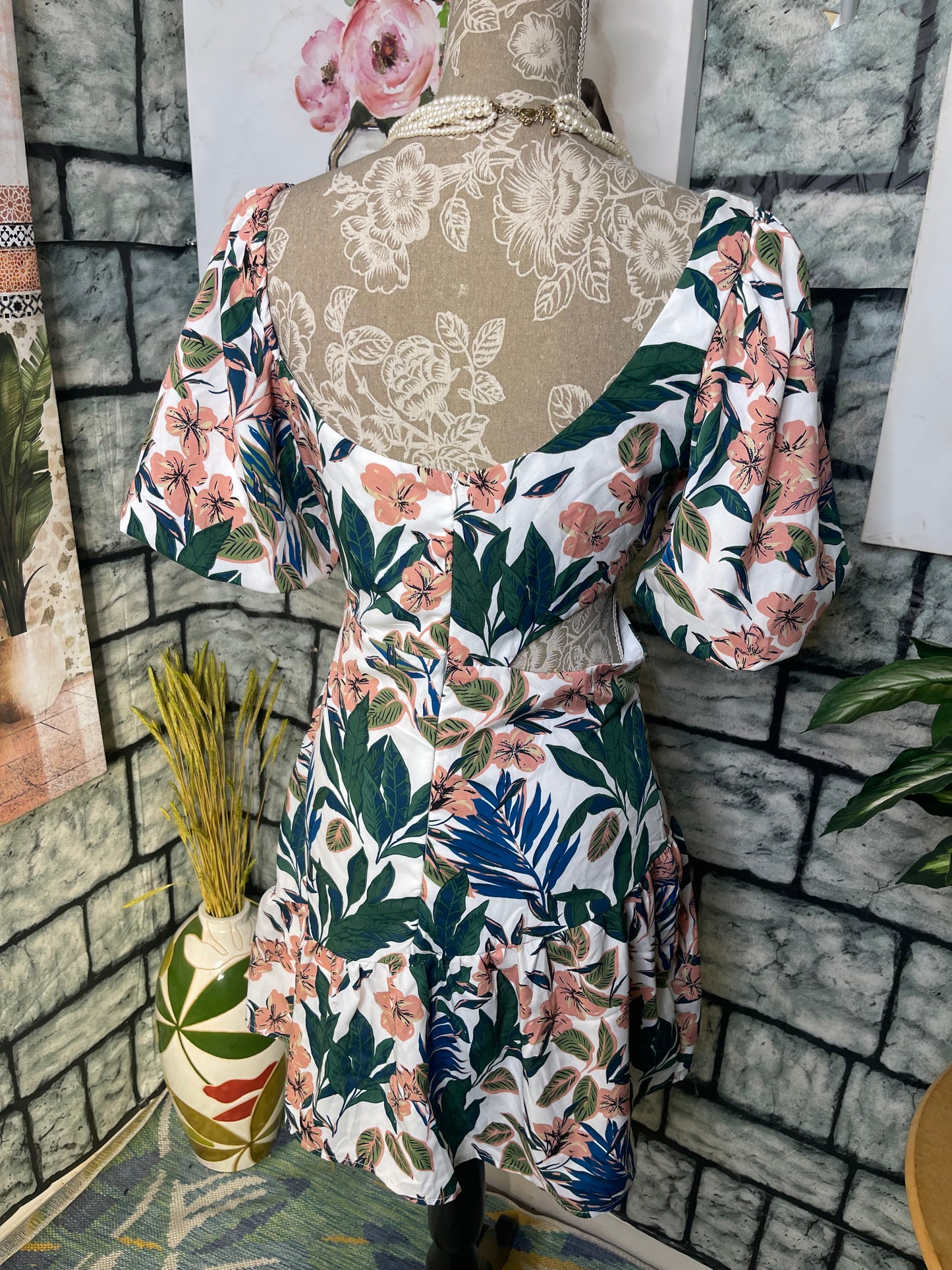 Pink Green Floral Dress Women sz Medium