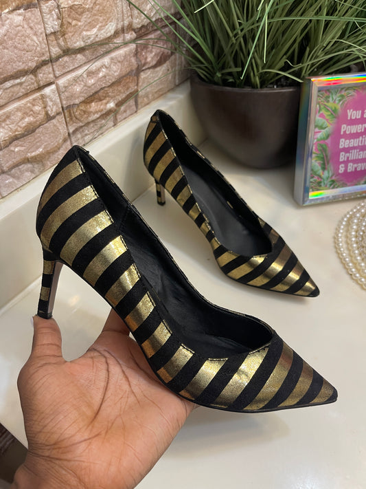 Asos black gold low heels women sz 6