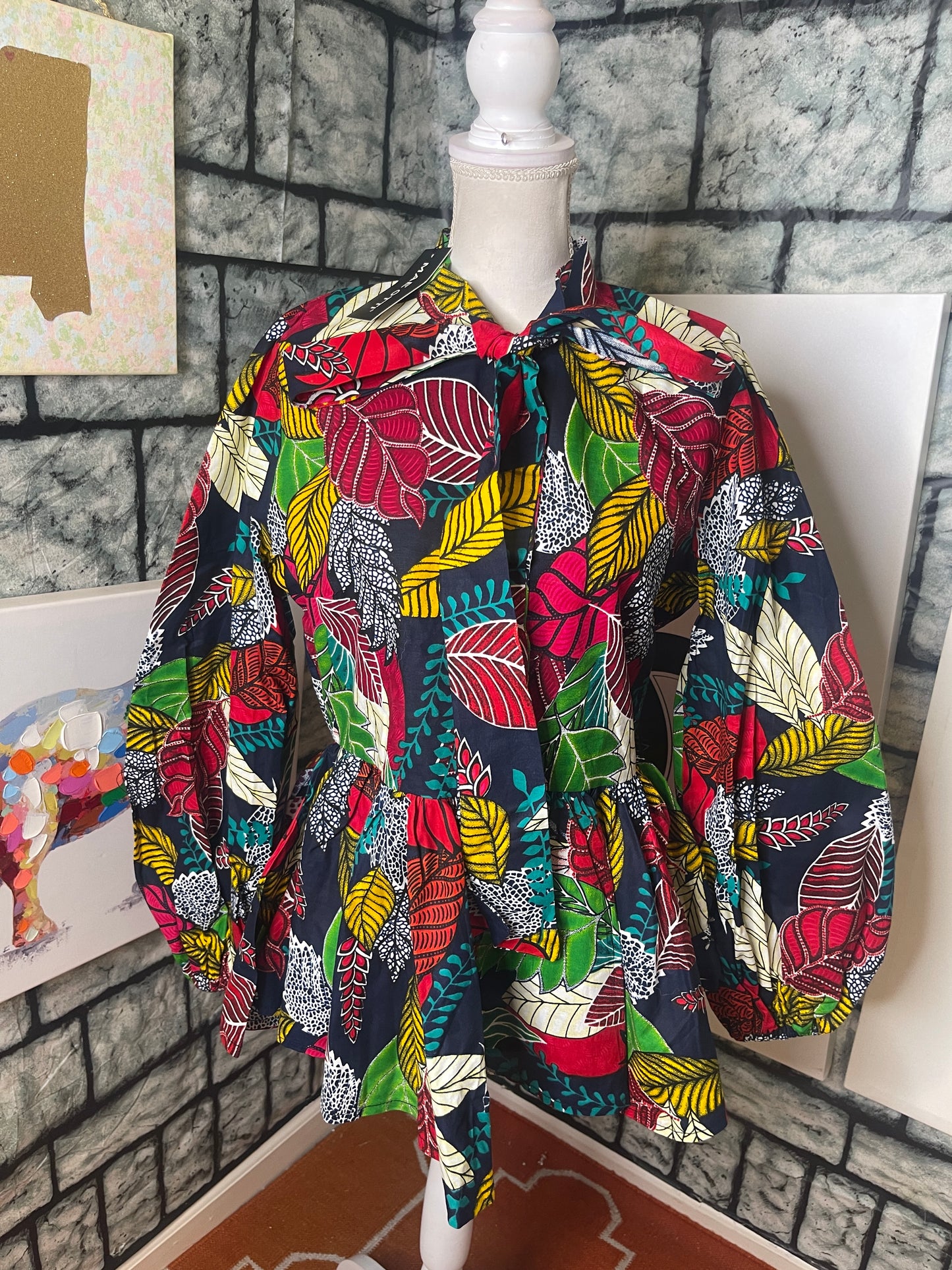 NEW Mae Otti colorful blouse women sz Large