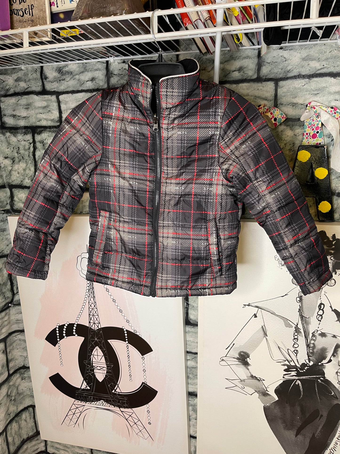 Mountain Xpedition Black Red and Gray Jacket Boys Sz S(6-7)