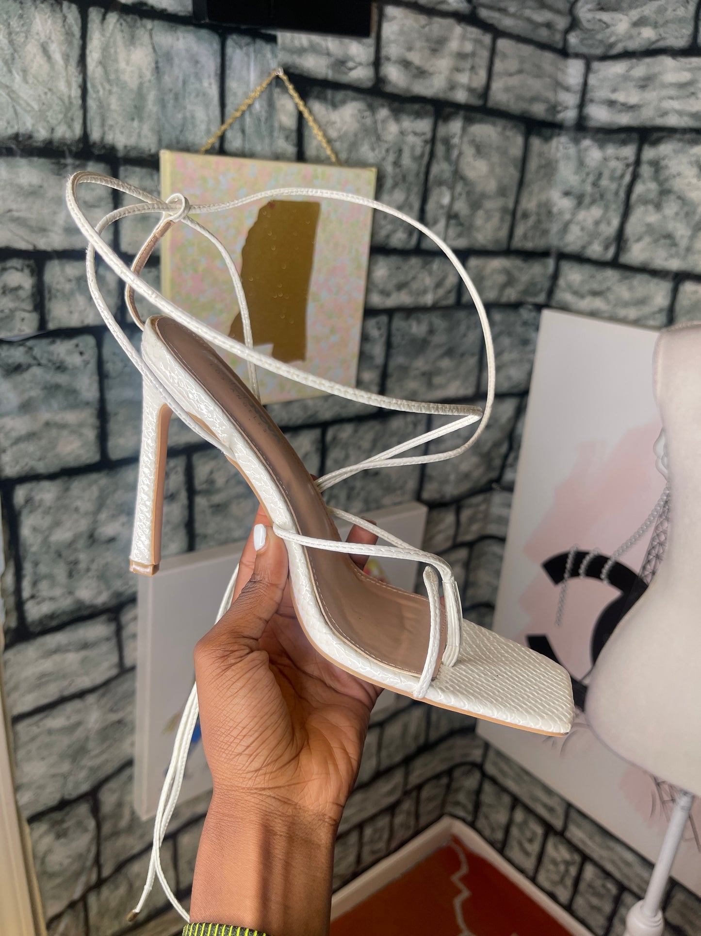 Fashion nova white heels women sz 11