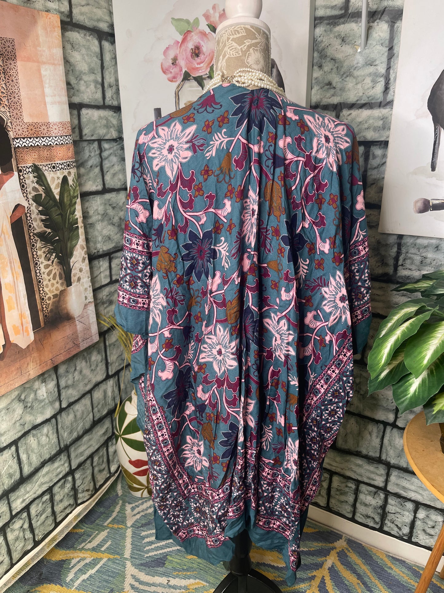 Time & Tru Green Purple Cover Duster Women sz Small / Medium