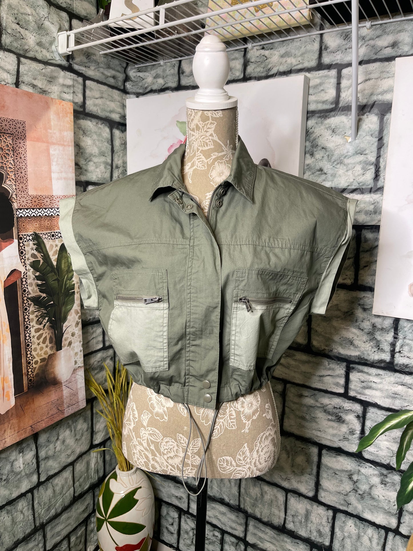 NEW Forever 21 Cargo Vest Top Women sz Medium
