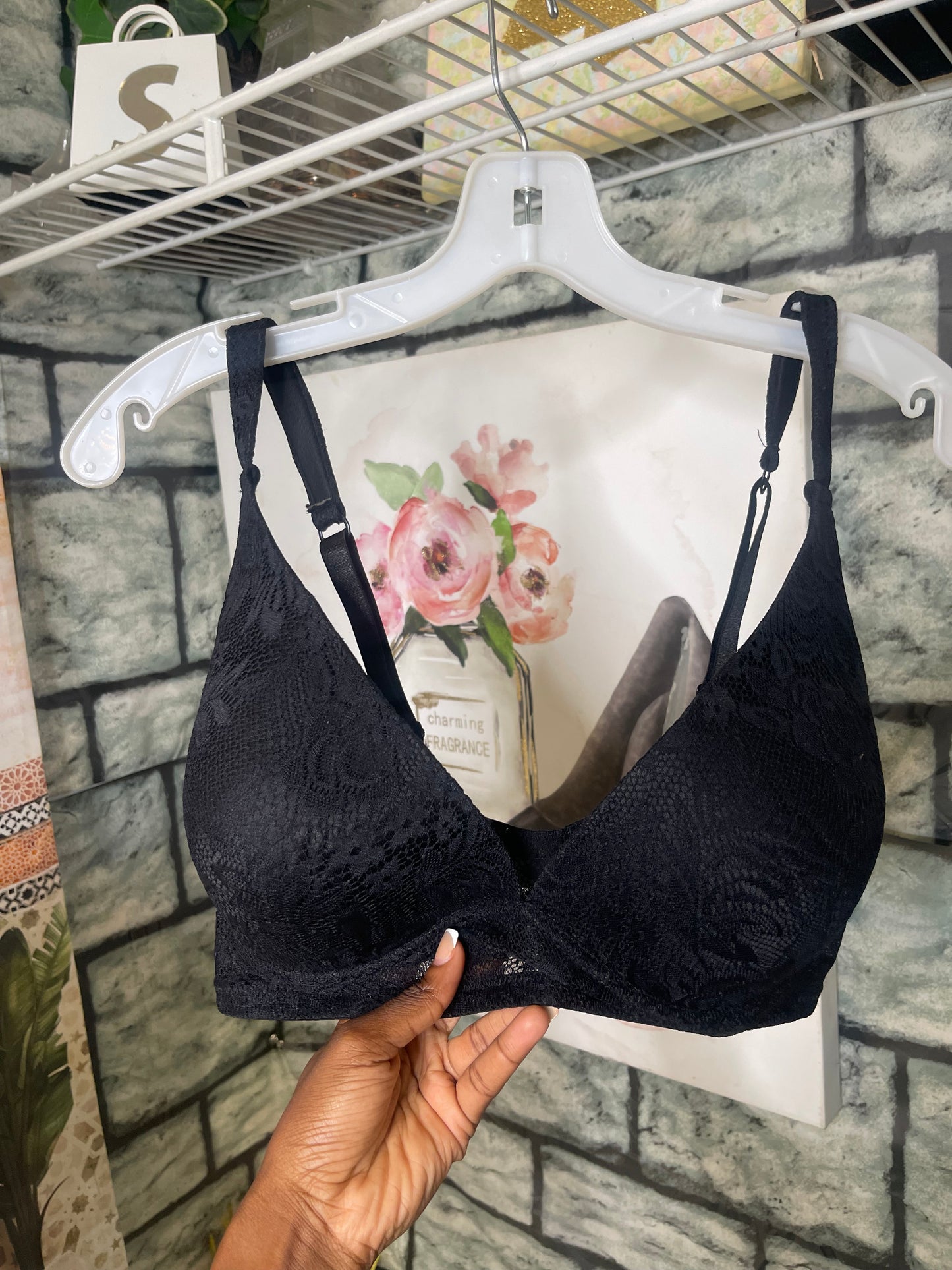 Laura Ashley Black Bra Women sz 38D