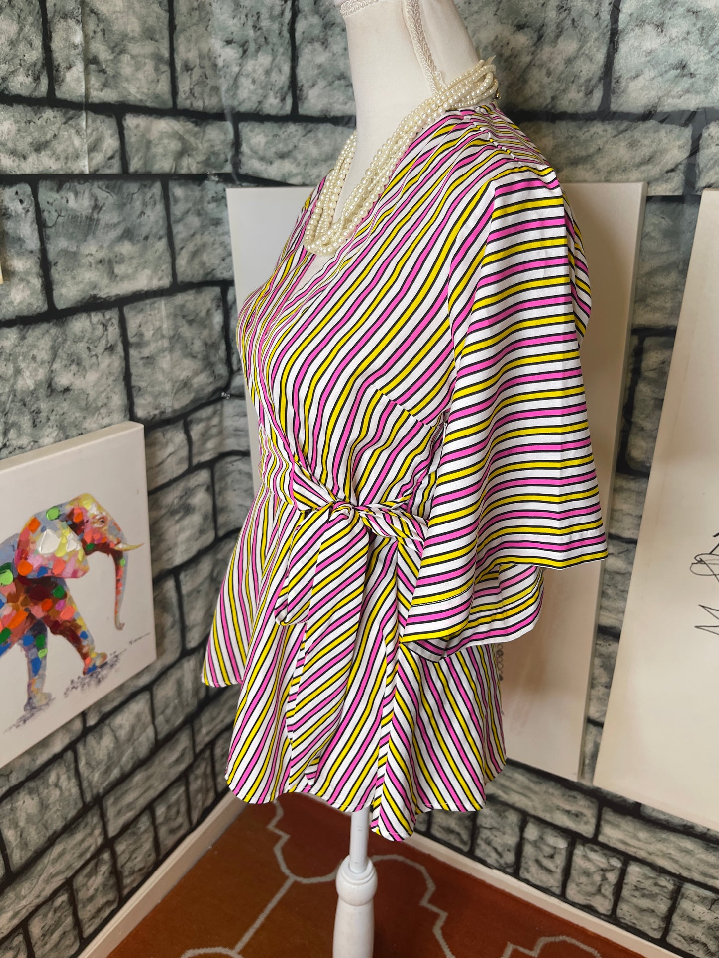 True Destiny Pink Yellow Blouse Women sz Small