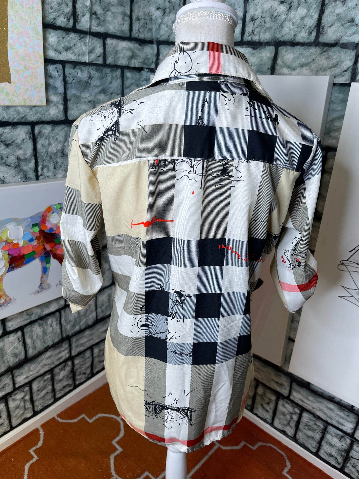 “Burberry” looking brown Blouse Women Sz Medium