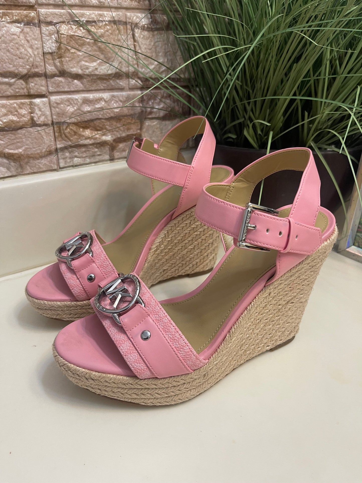 Michael Kors Pink Wedges Women sz 7