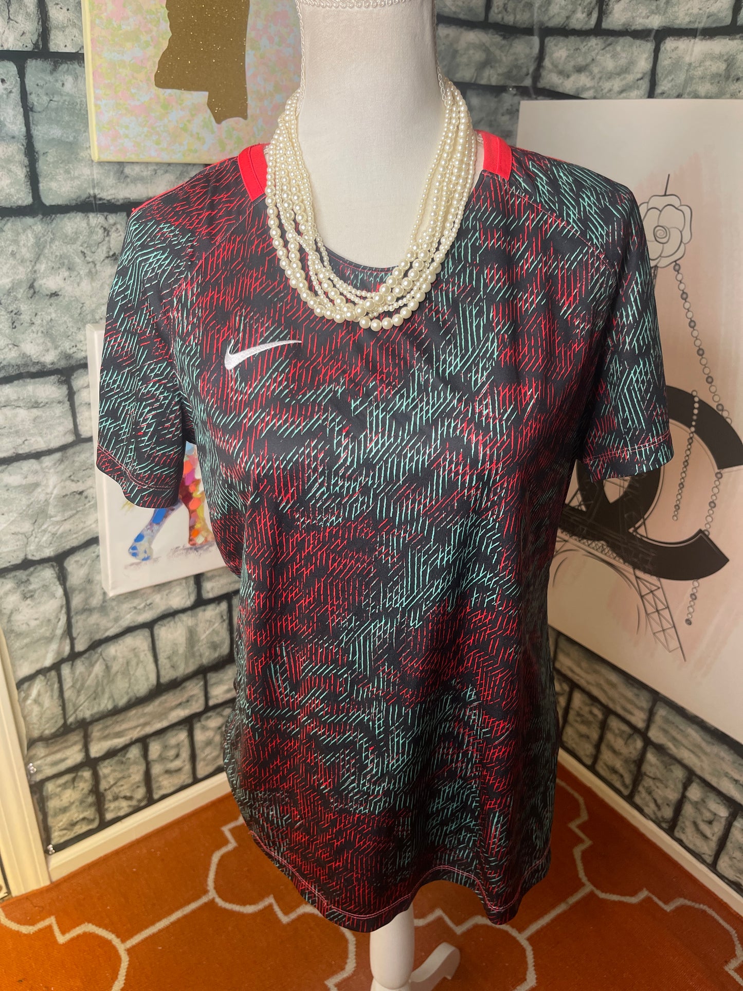 Nike Blue Red Shirt Women sz Large