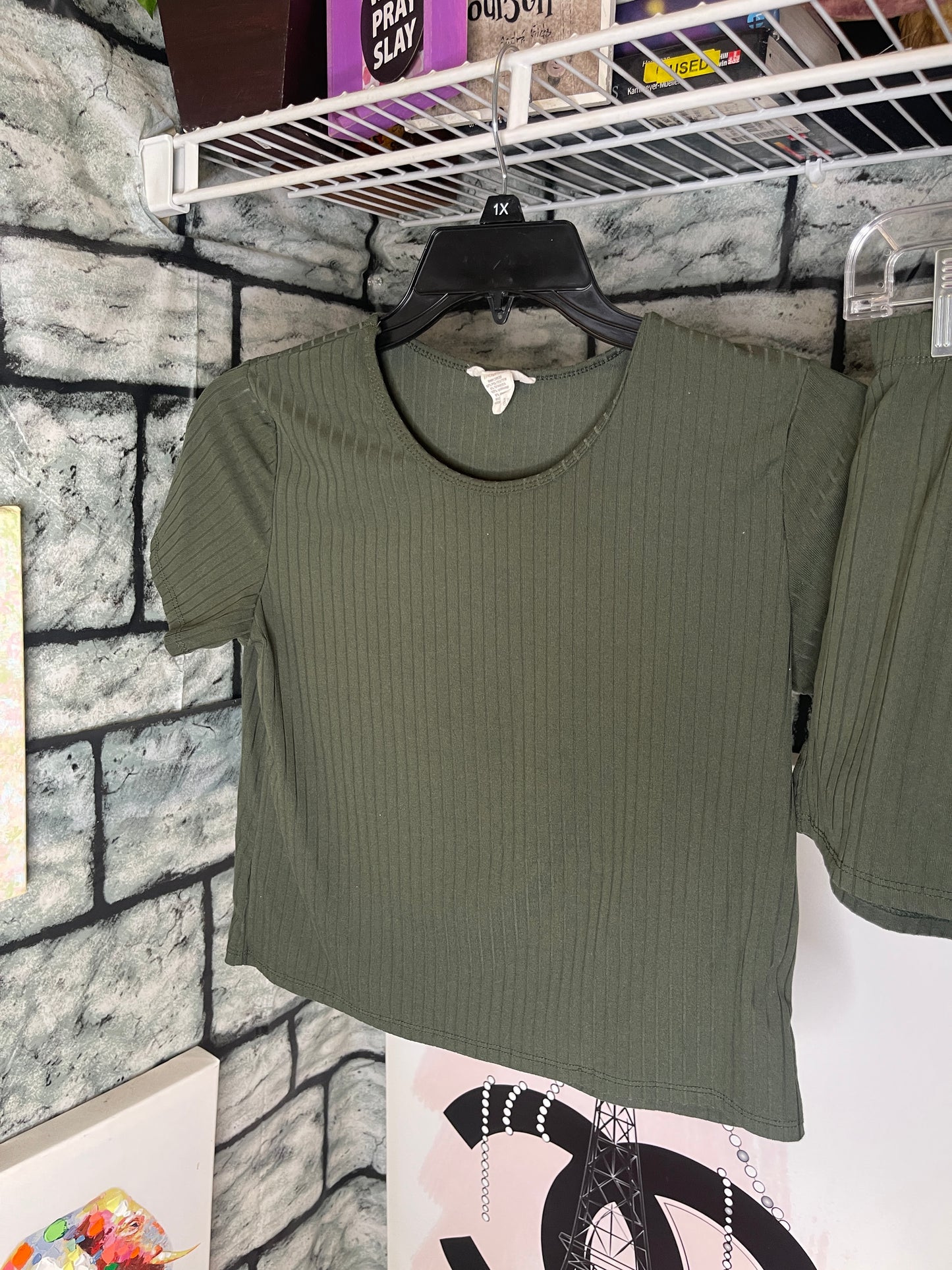 Capella Green 2 Piece Set Women sz Medium