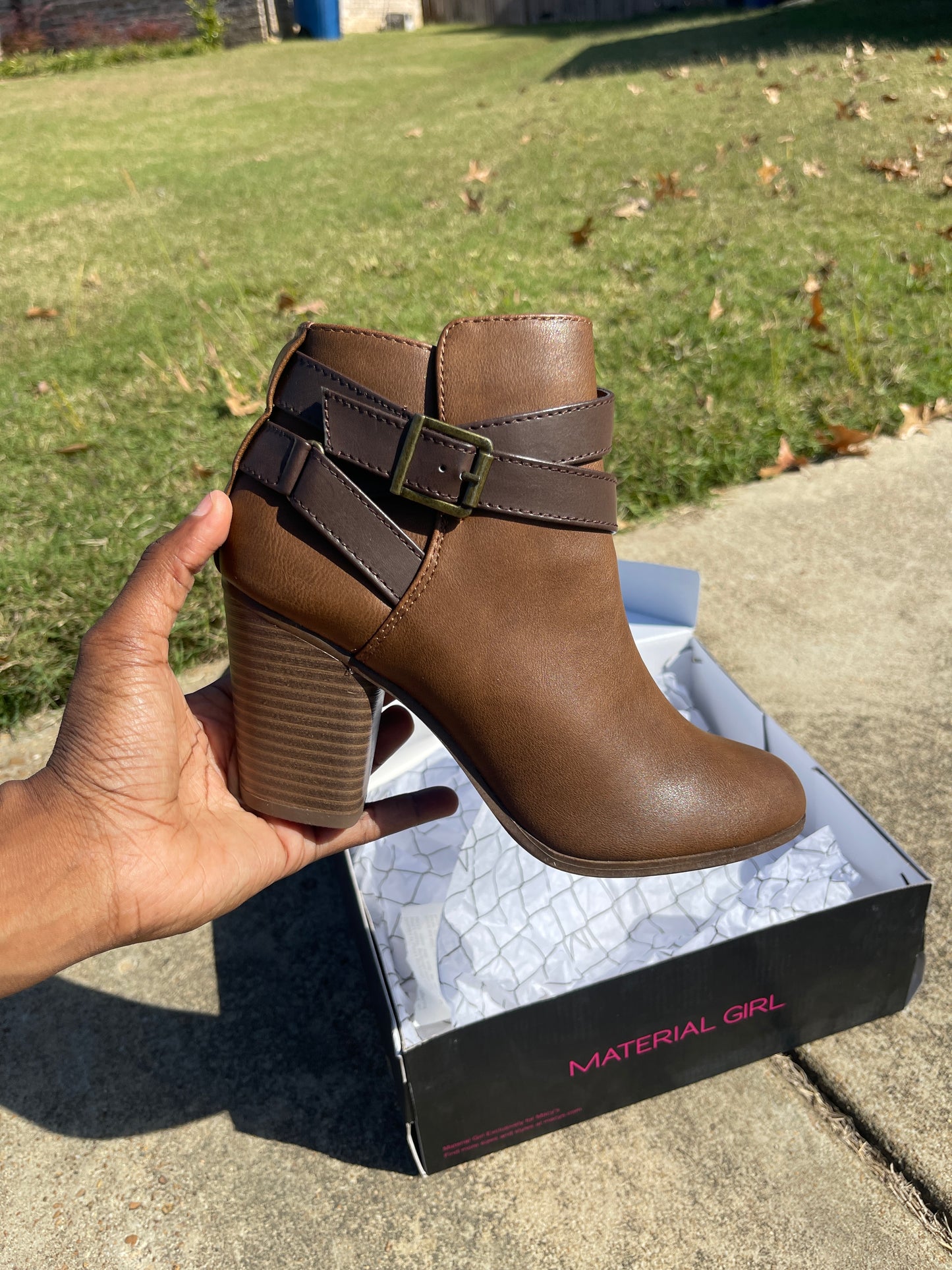 NEW Material girl brown boots women sz 8