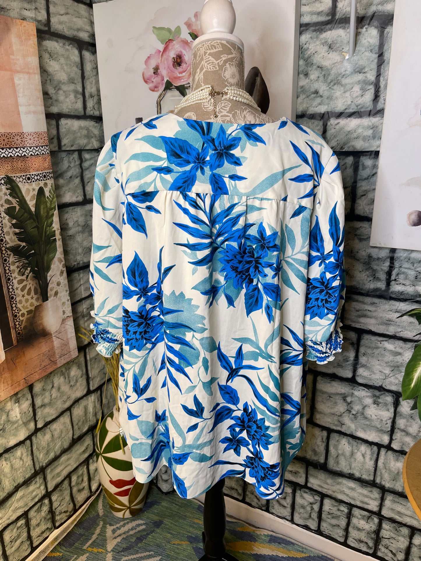 Belle Blue White Floral Blouse Women sz 3XL
