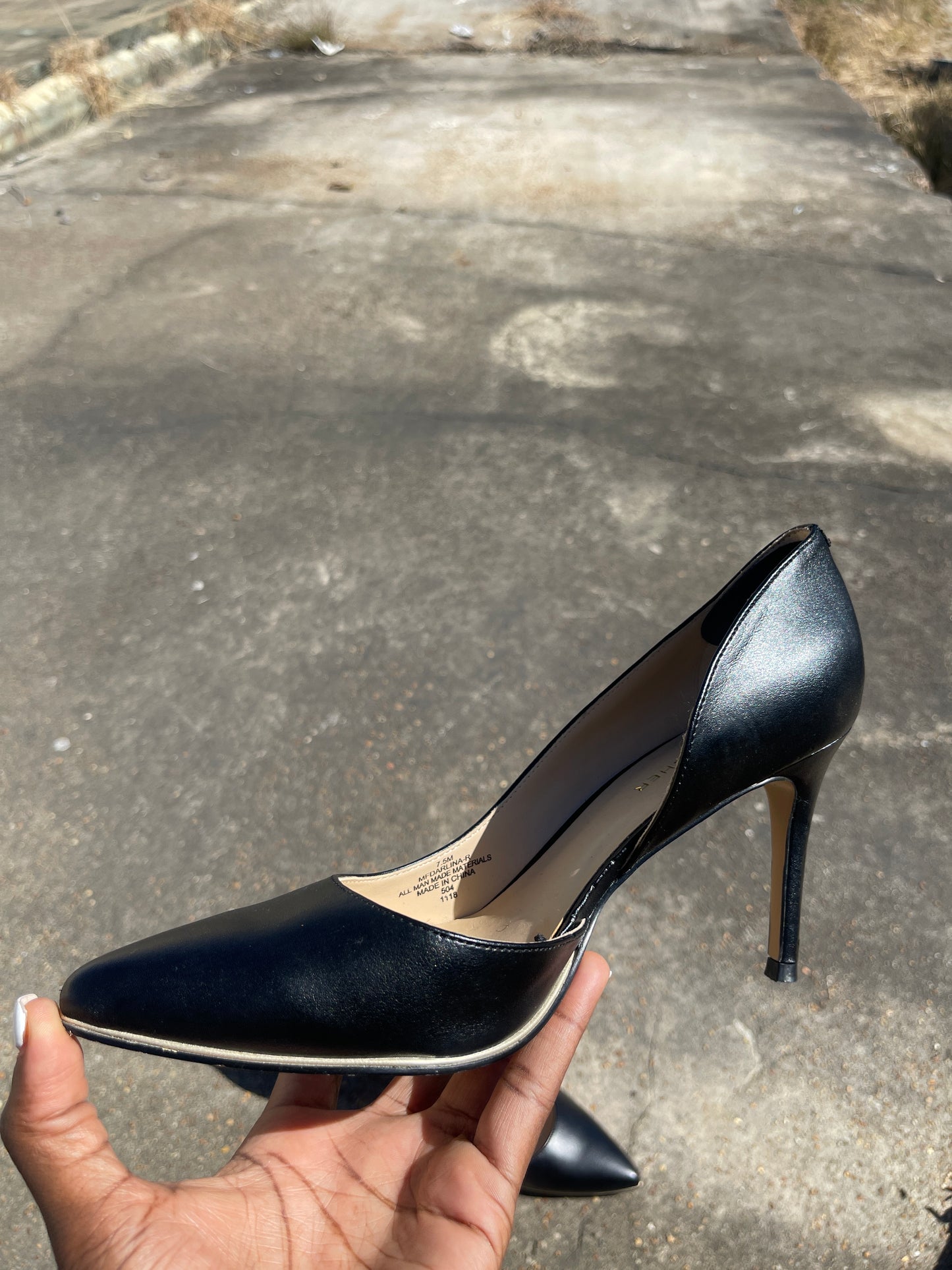 Marc Fisher black heels women sz 7.5