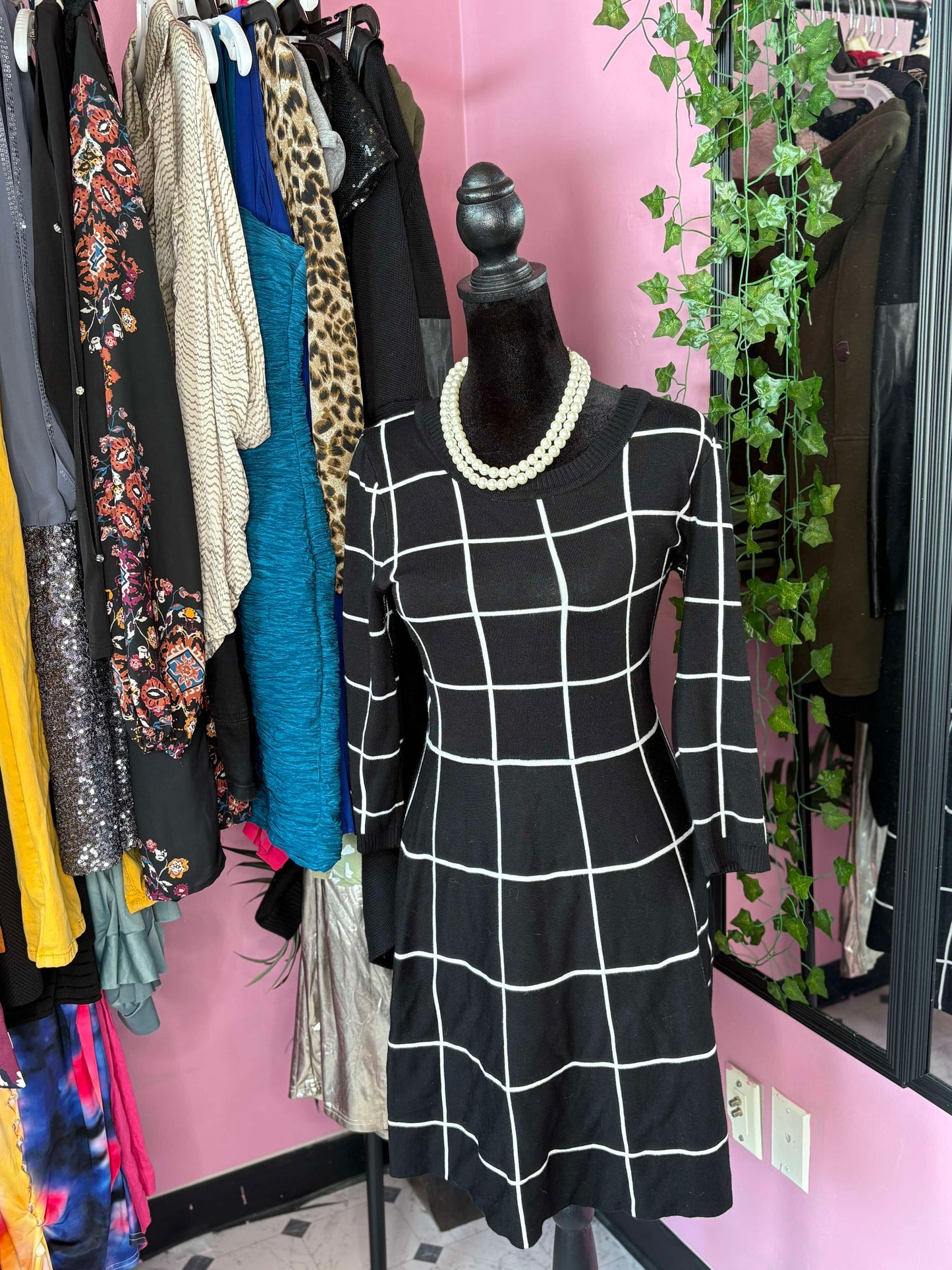 Rewind Black White Dress Women sz Small