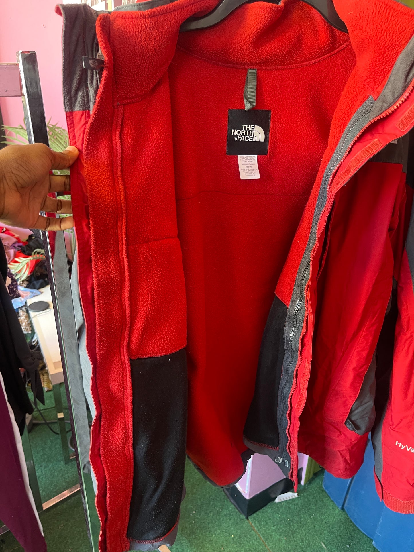 The north face red 2 in 1 jackets Men sz XL