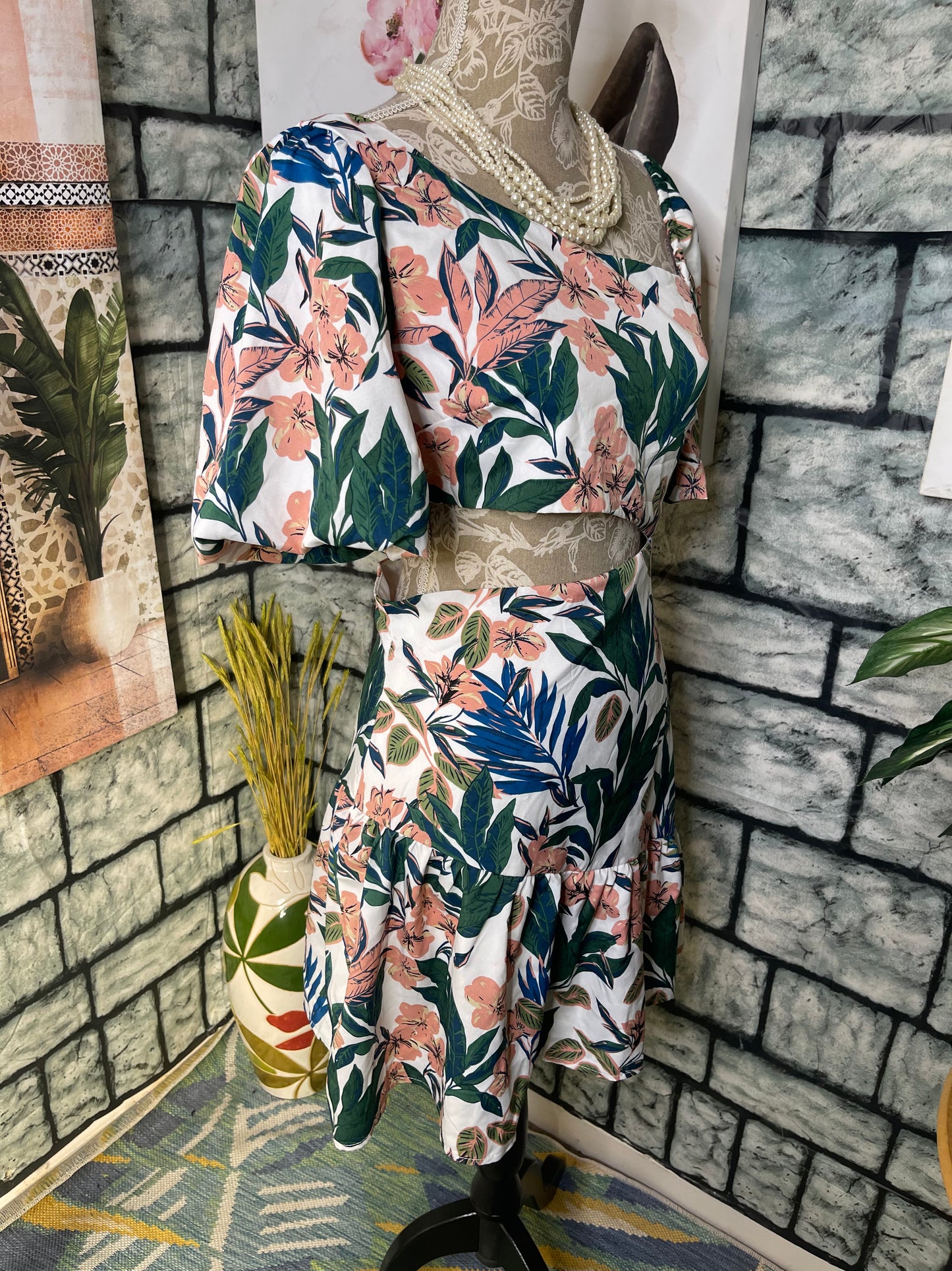 Pink Green Floral Dress Women sz Medium